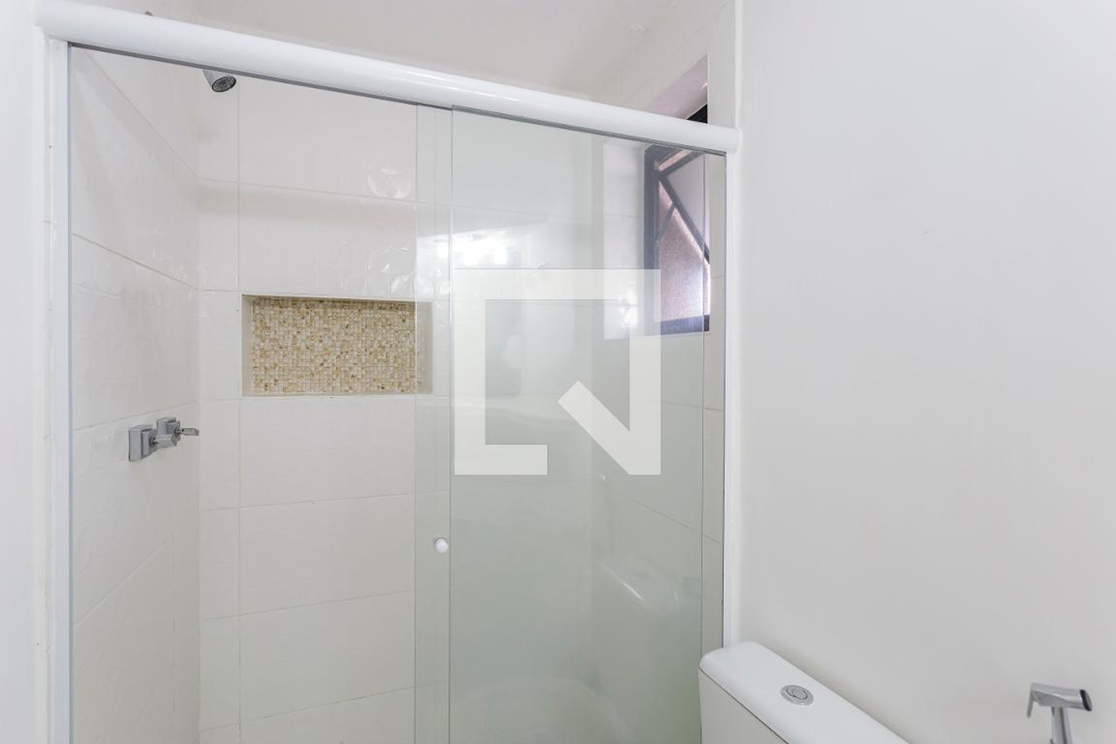 Academia - Golden Tower Residence