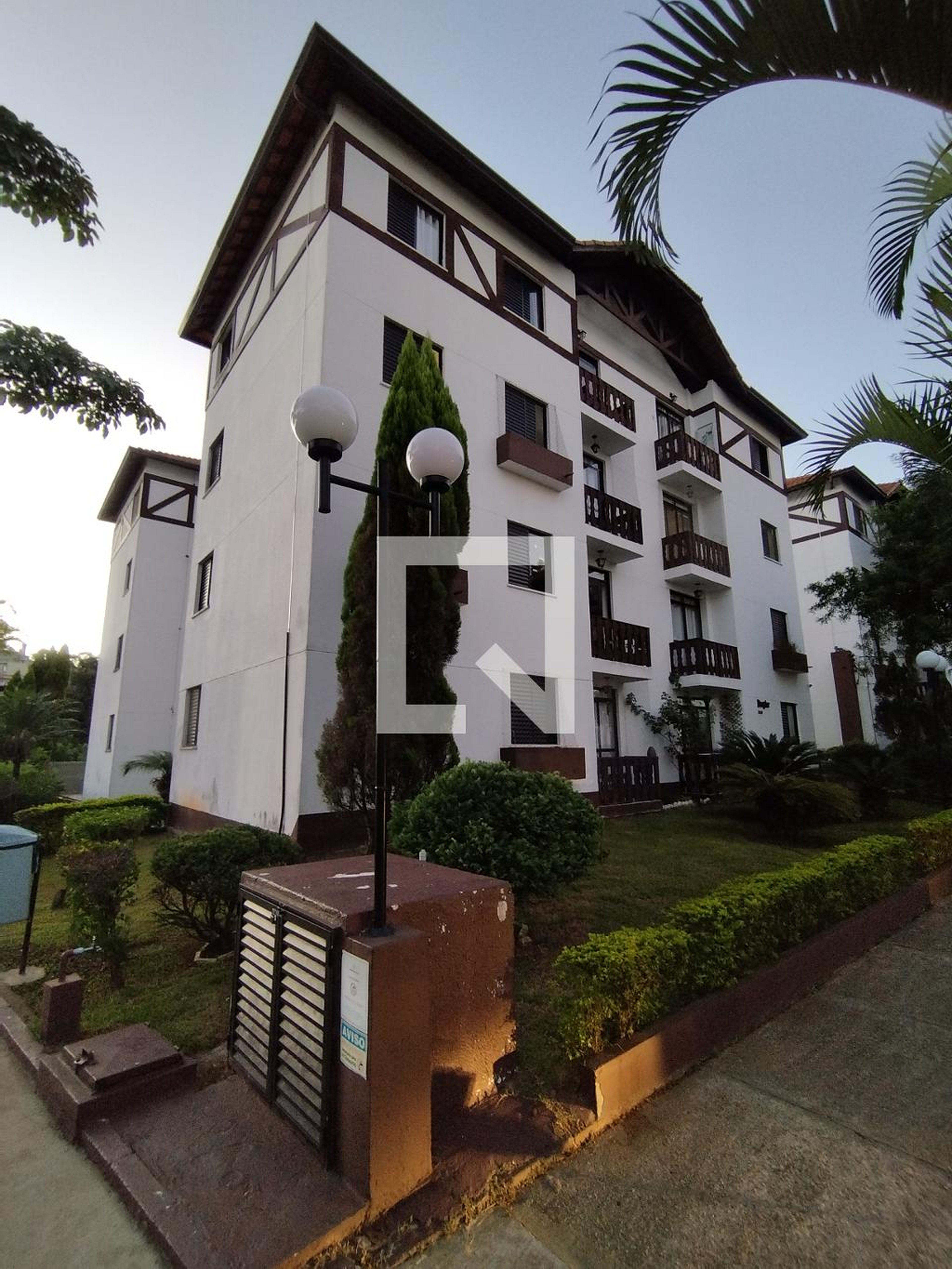 Fachada do Prédio Condomínio Vila Suiça