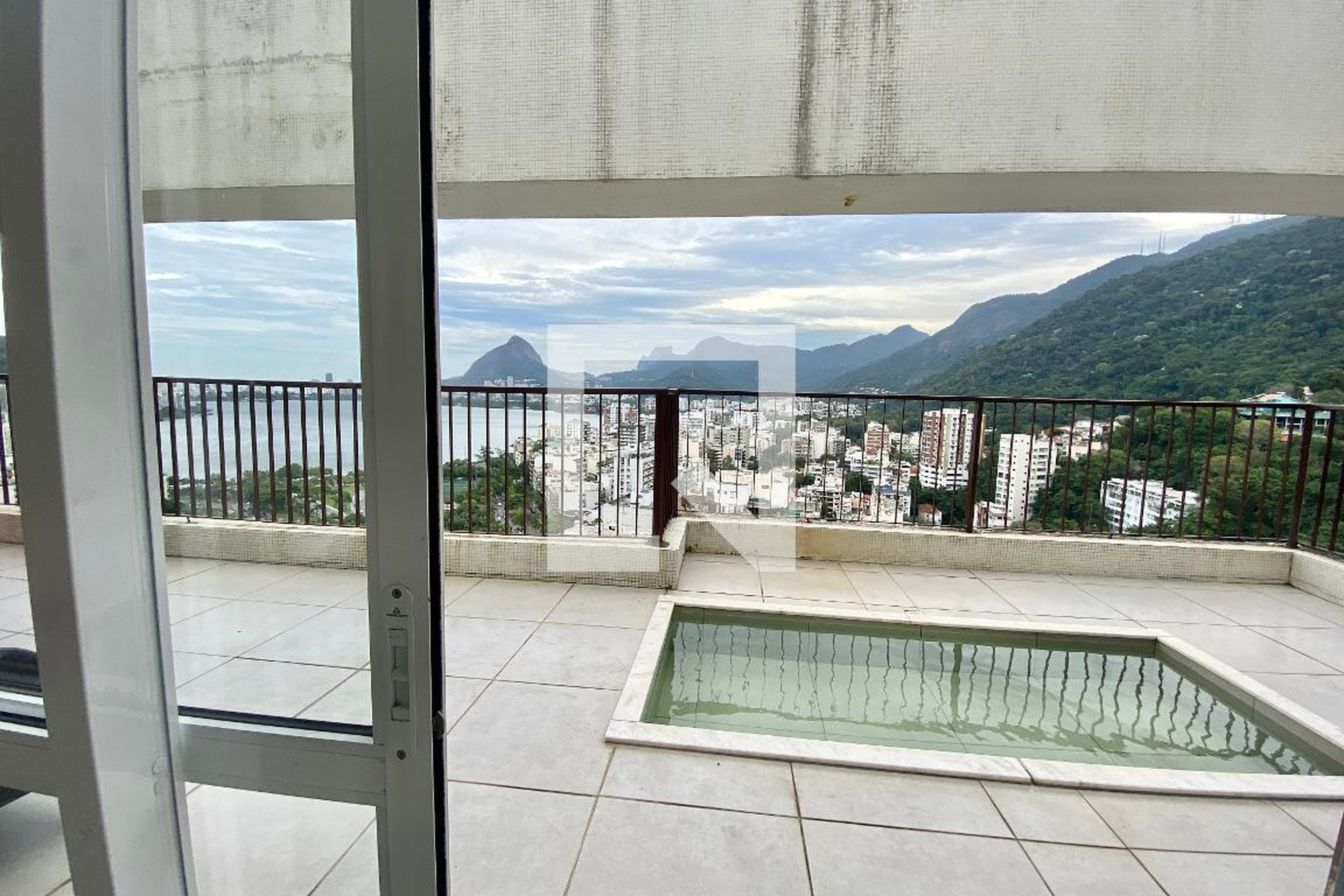 Piscina - Residencial Lagoa