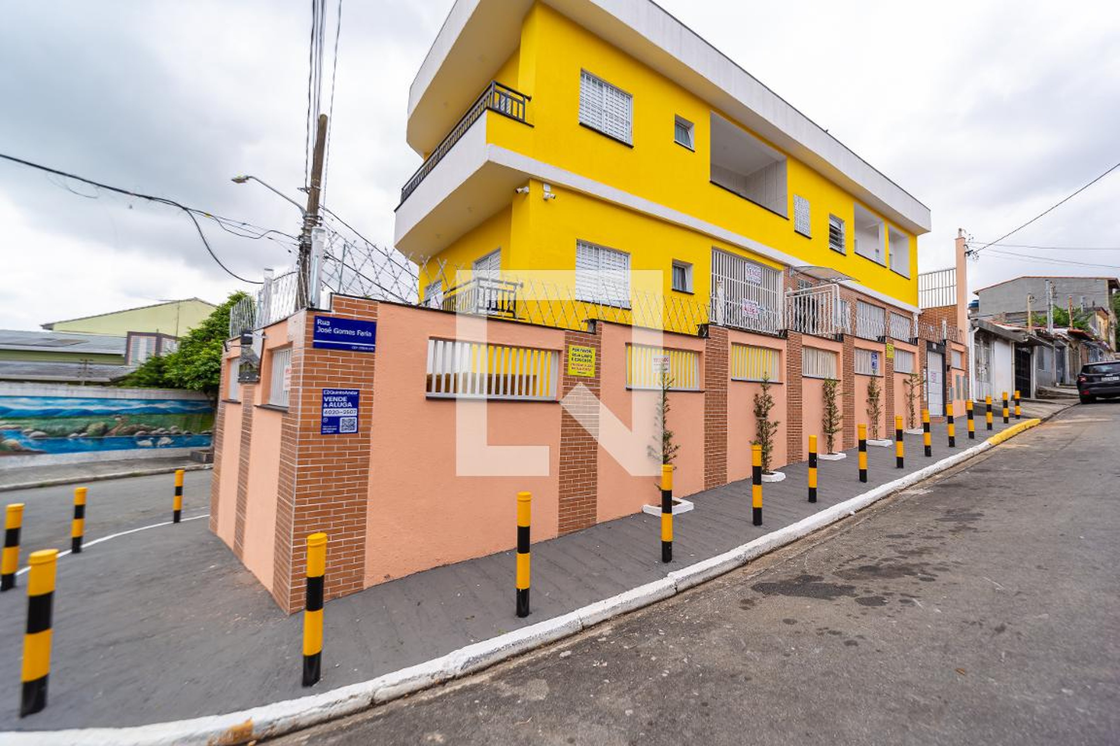 Fachada Residencial Globo de Ouro