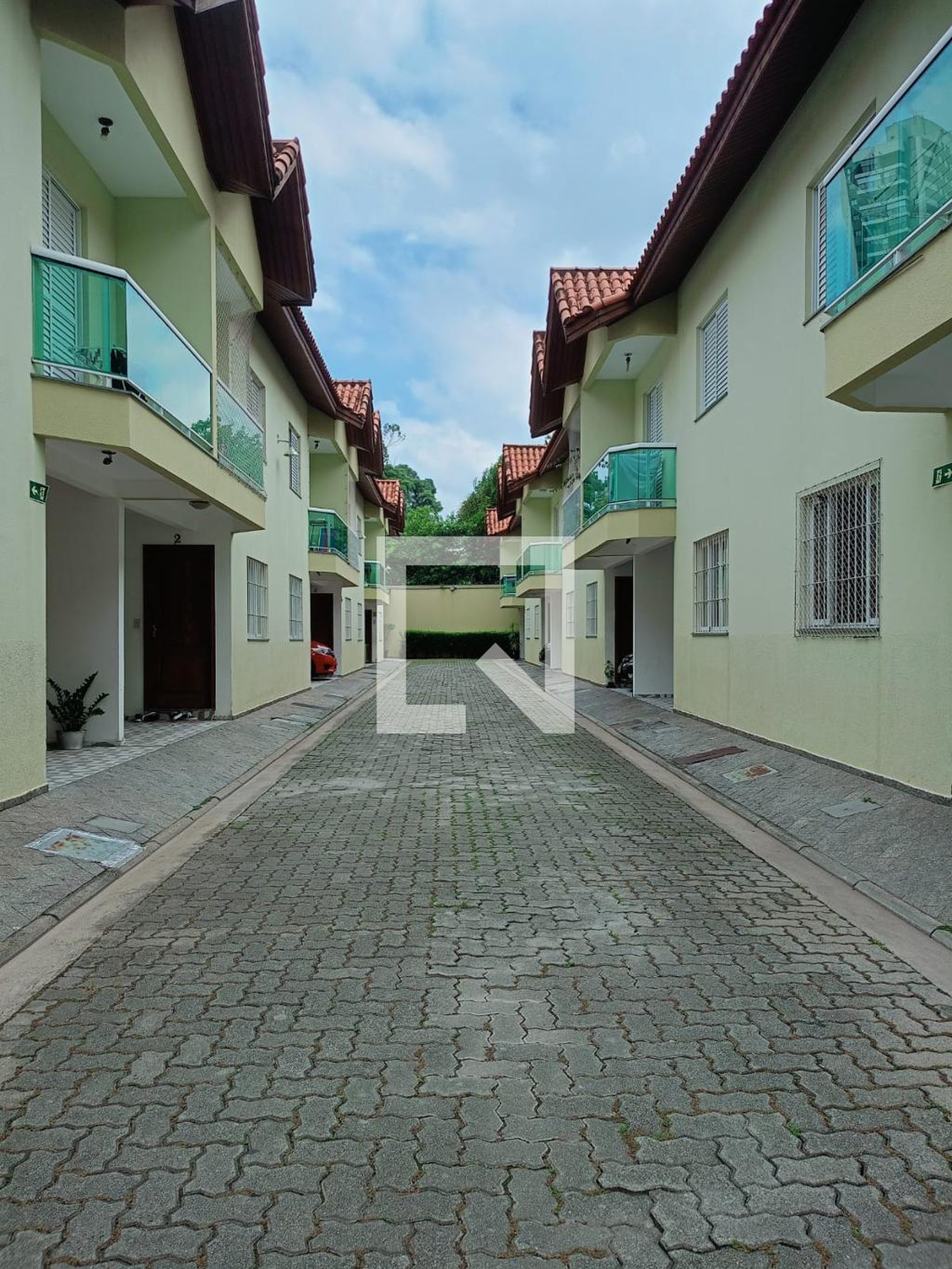 Condomínio - Residencial Santa Luzia