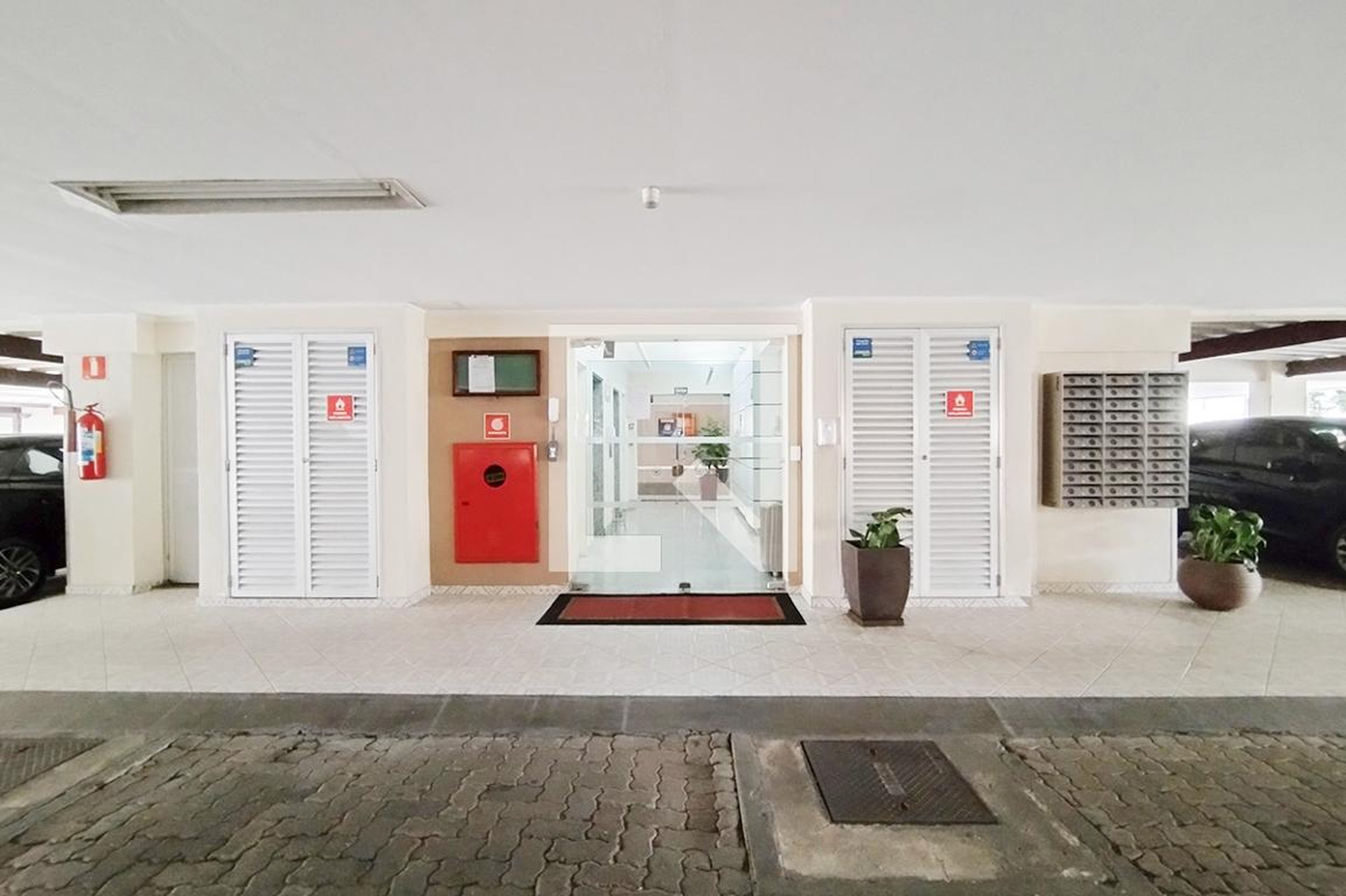 Hall de entrada - Pintassilgo