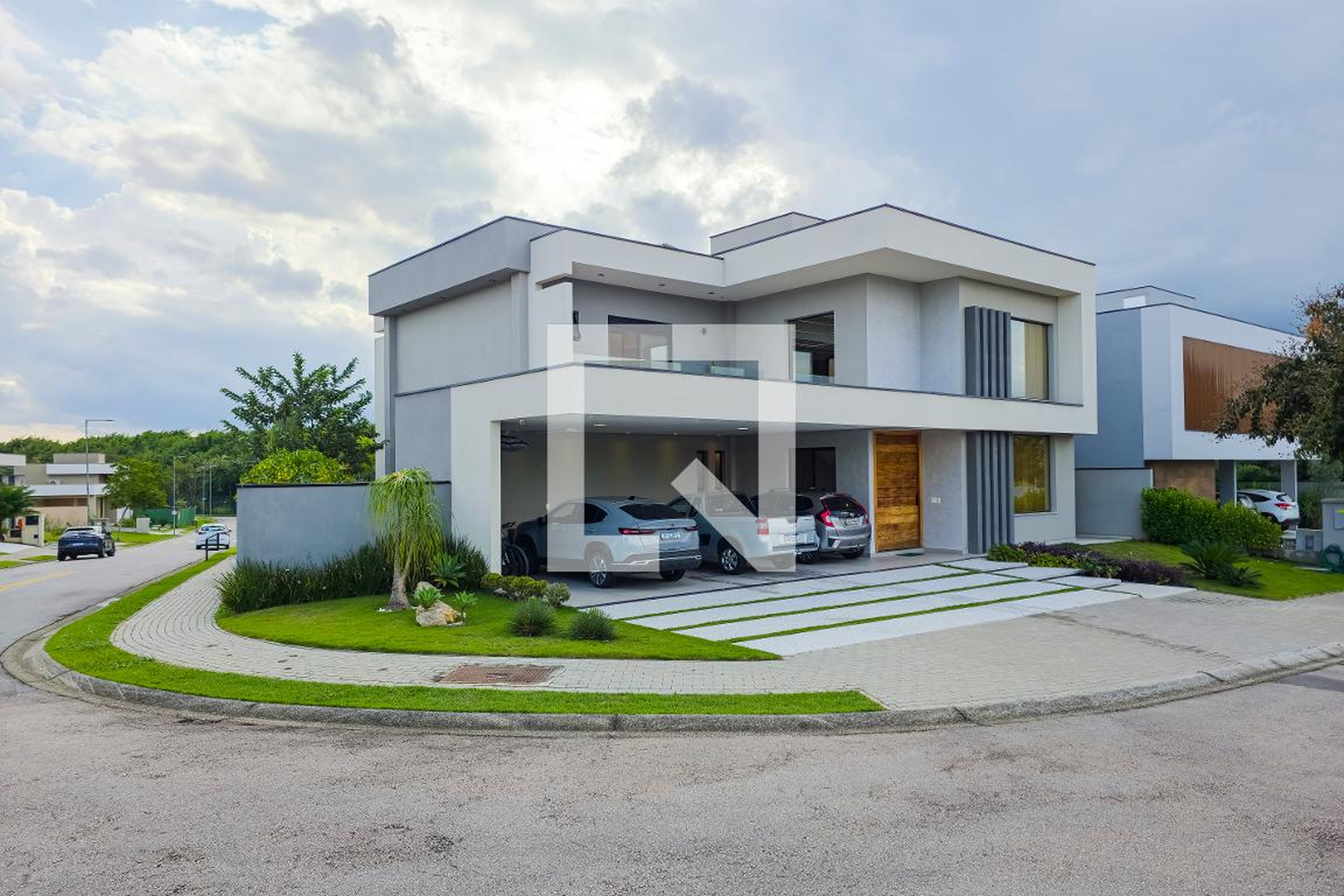 Fachada Condomínio em Rua Hugo de Araujo Freire, 225