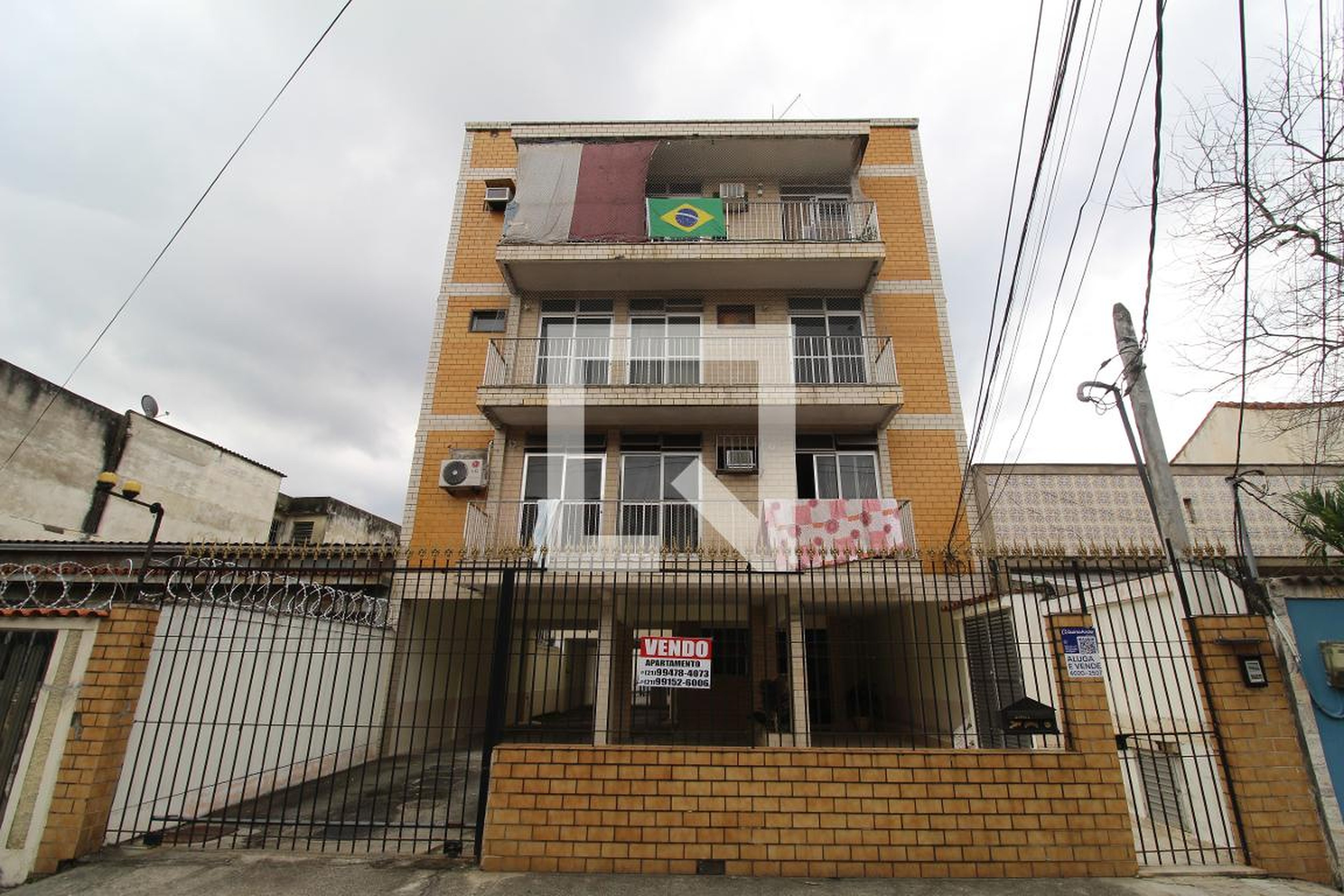 Fachada Condomínio em Estrada do Rio Grande, 1748