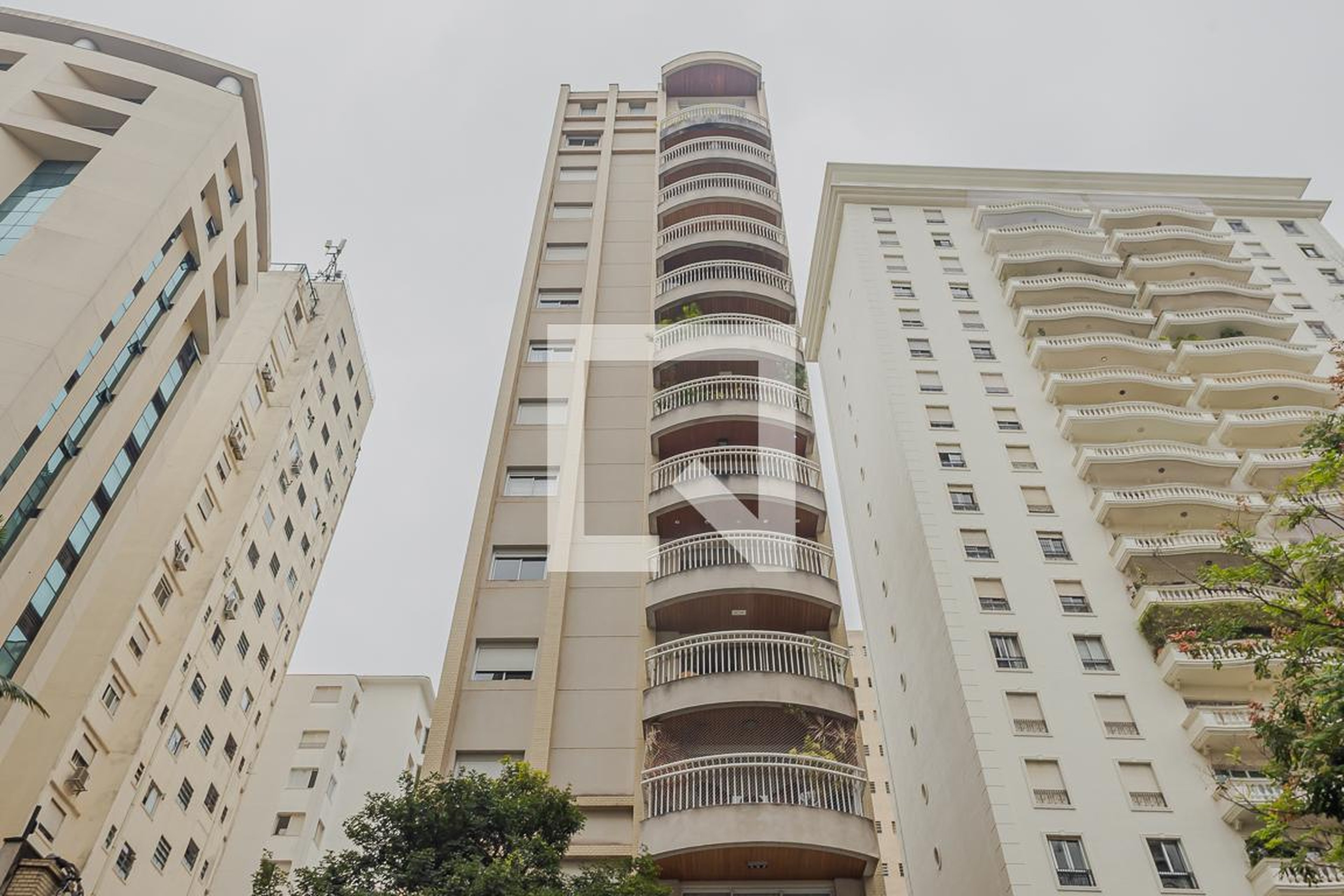 Fachada Condomínio Erik Satie