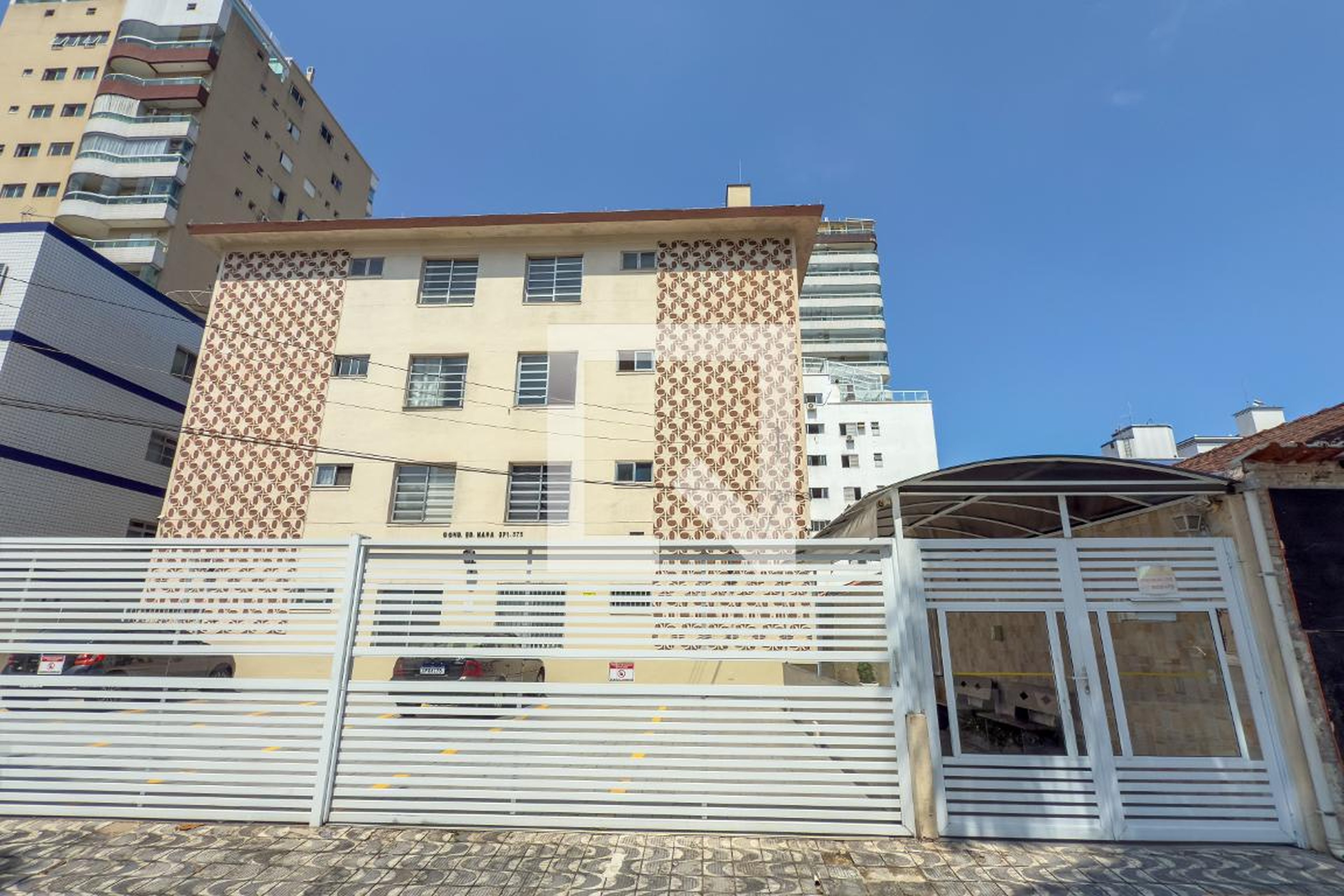 Fachada do Prédio Condomínio Nara