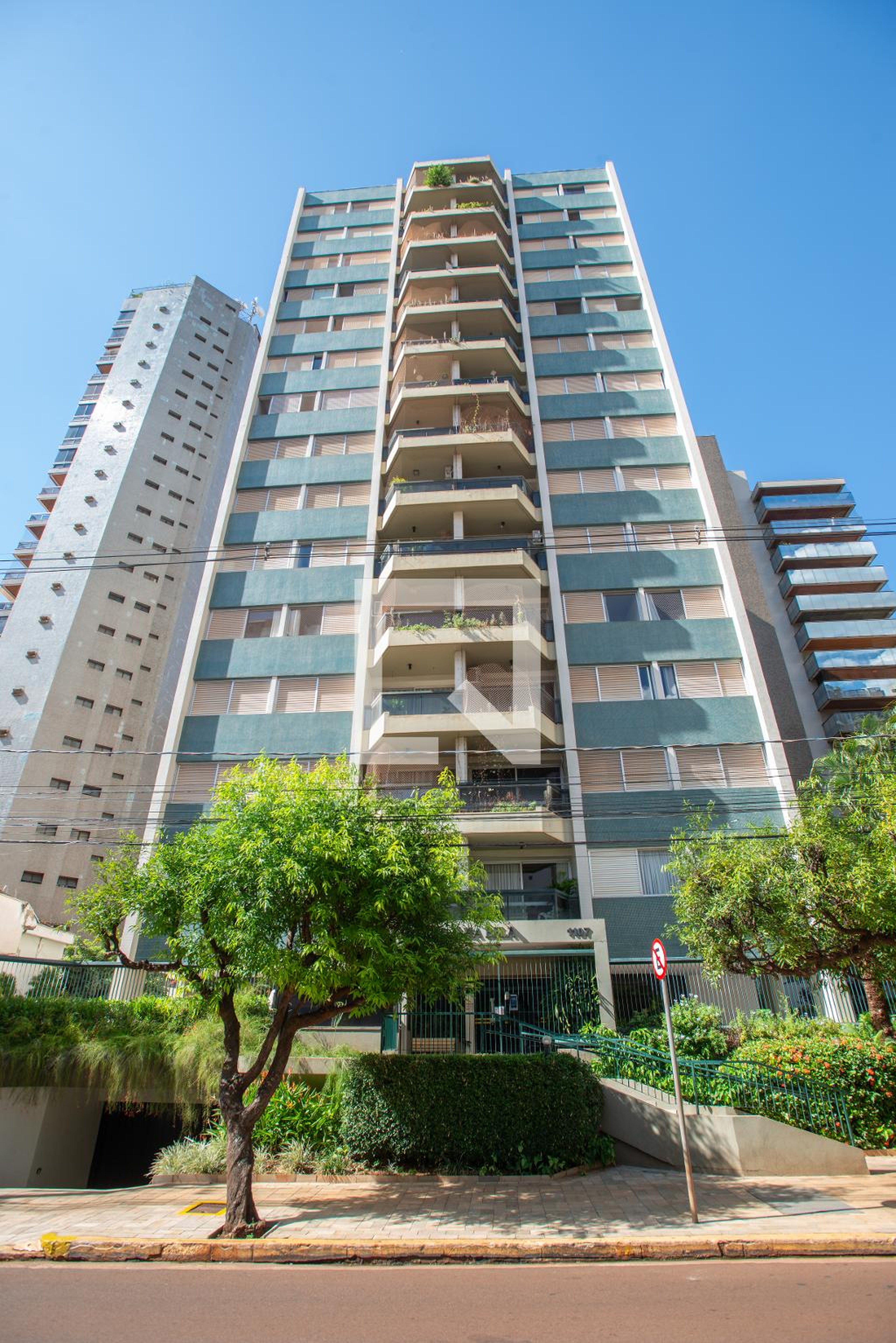 Fachada do Prédio Condomínio em Rua Lafaiete, 1107