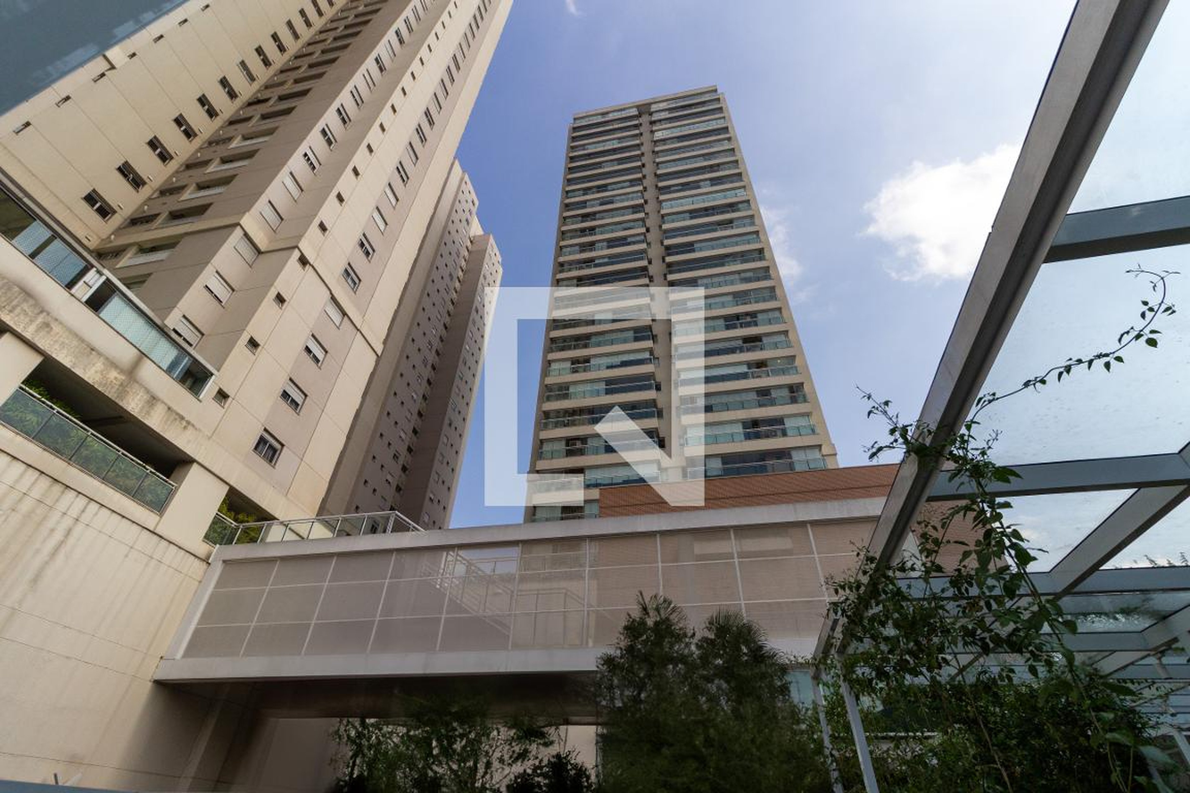 Fachada Condomínio em Rua Norma Pieruccini Giannotti, 663