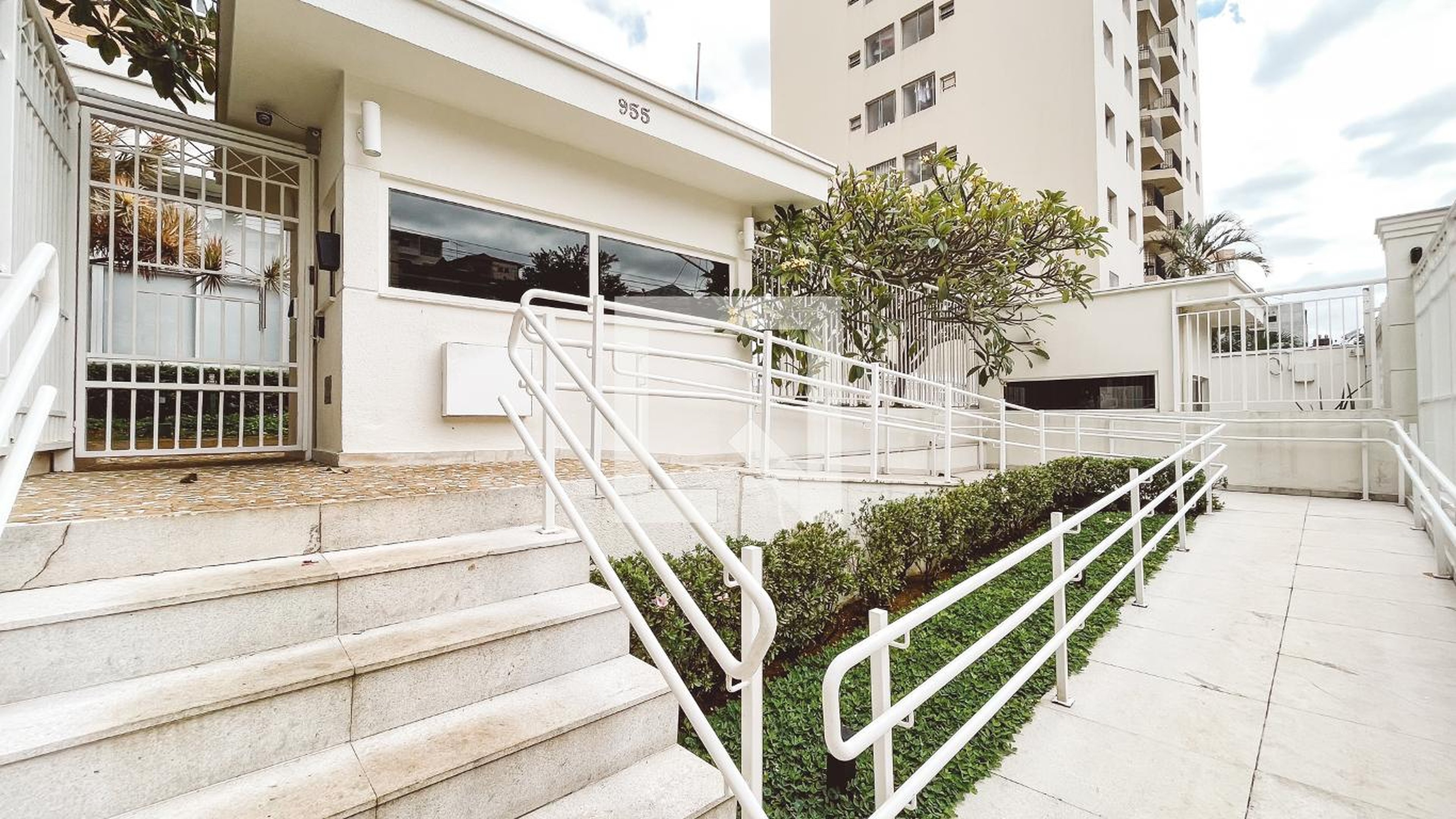 Fachada Condomínio Praça Santana