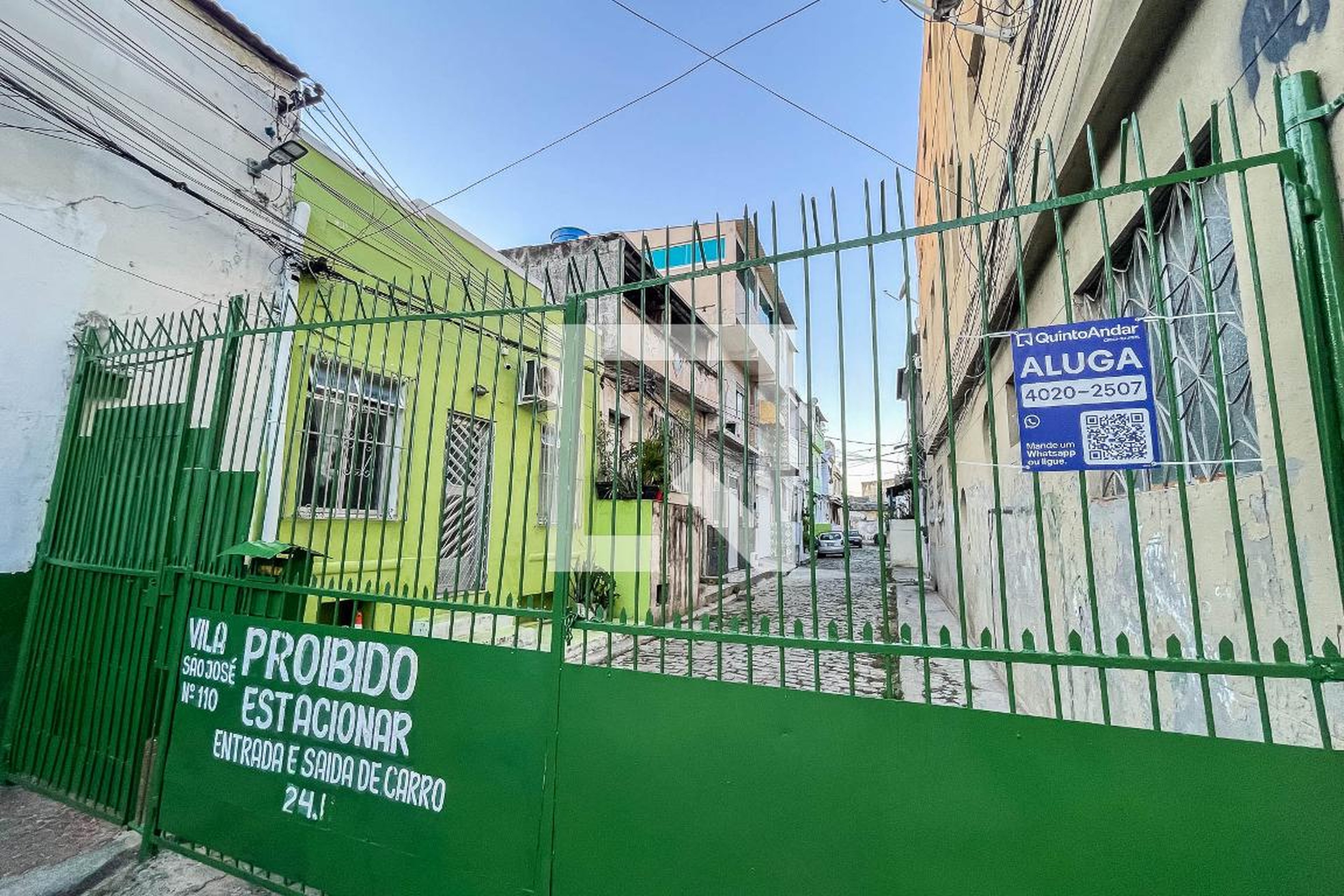 Fachada Condomínio em Rua Hilário Ribeiro, 110