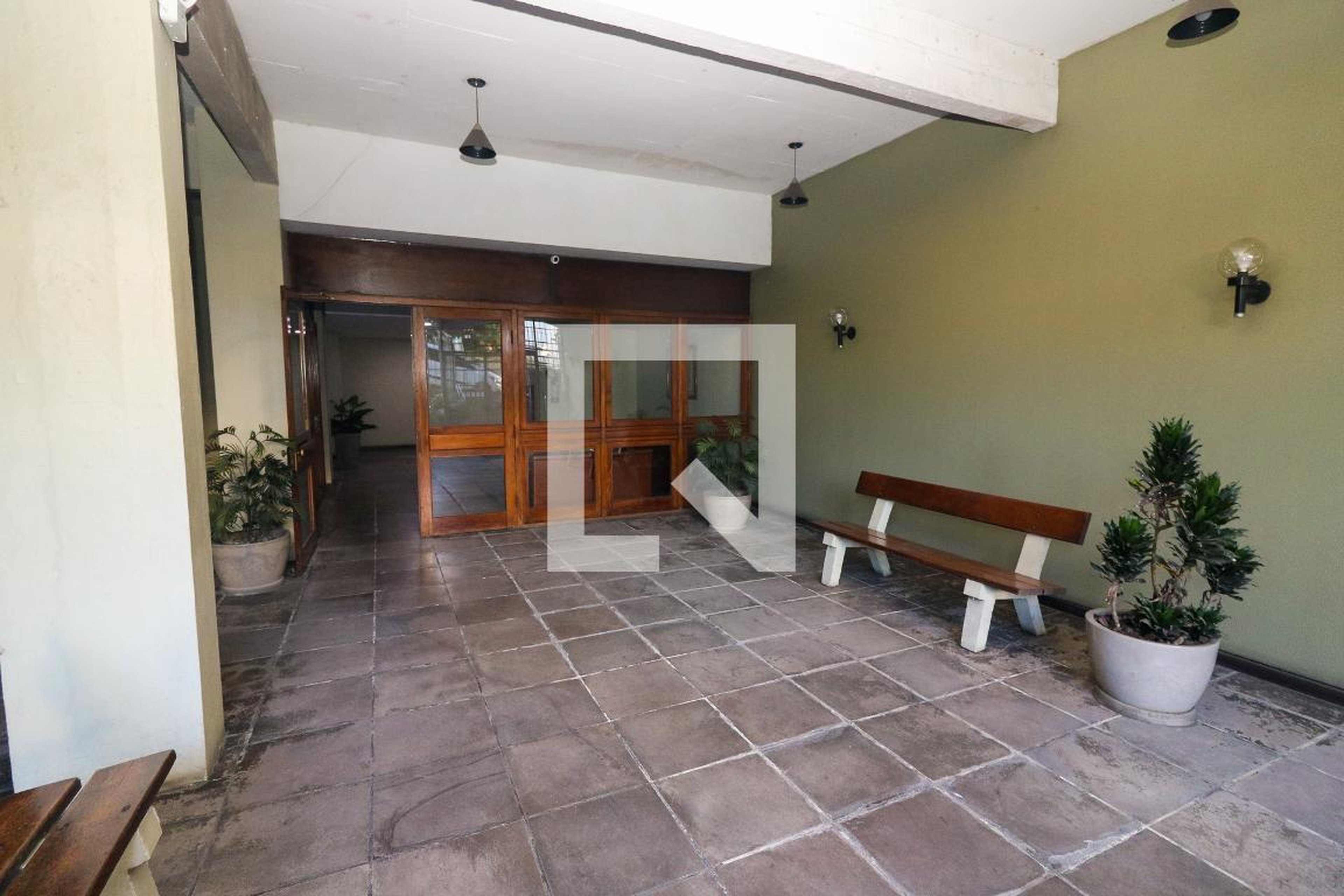 Hall de entrada - Edifício Centro Comercial Partenon