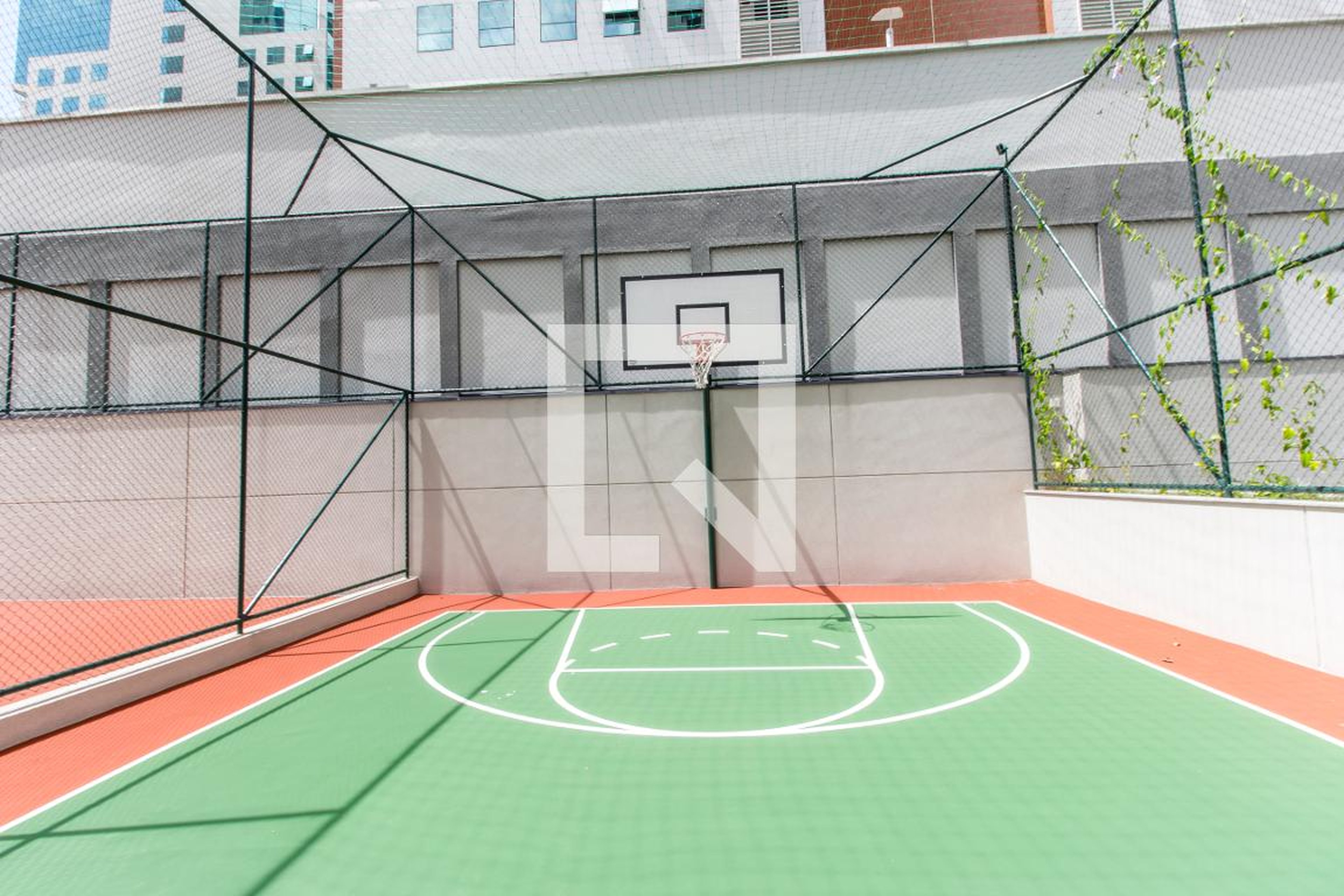 Quadra Esportiva - Canvas High Houses