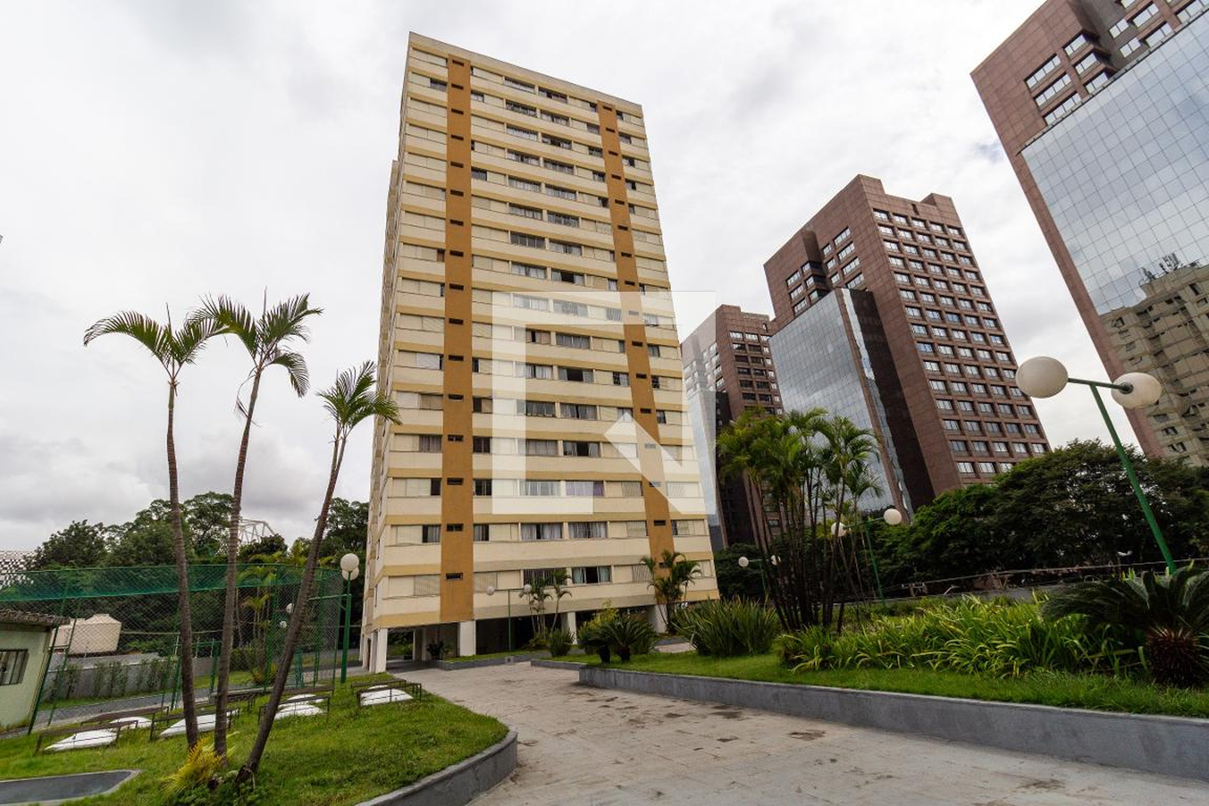 Fachada Edifício Márcio Gilberto Bernardes Nory