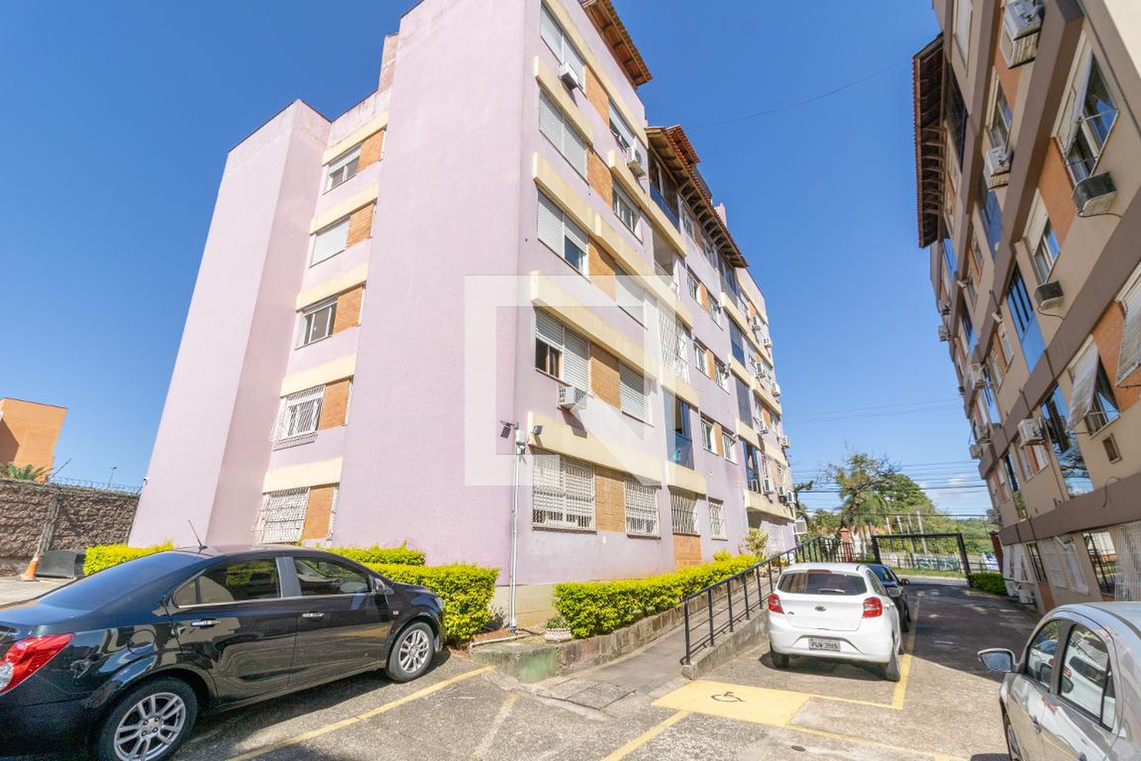 Fachada Condomínio Village Center