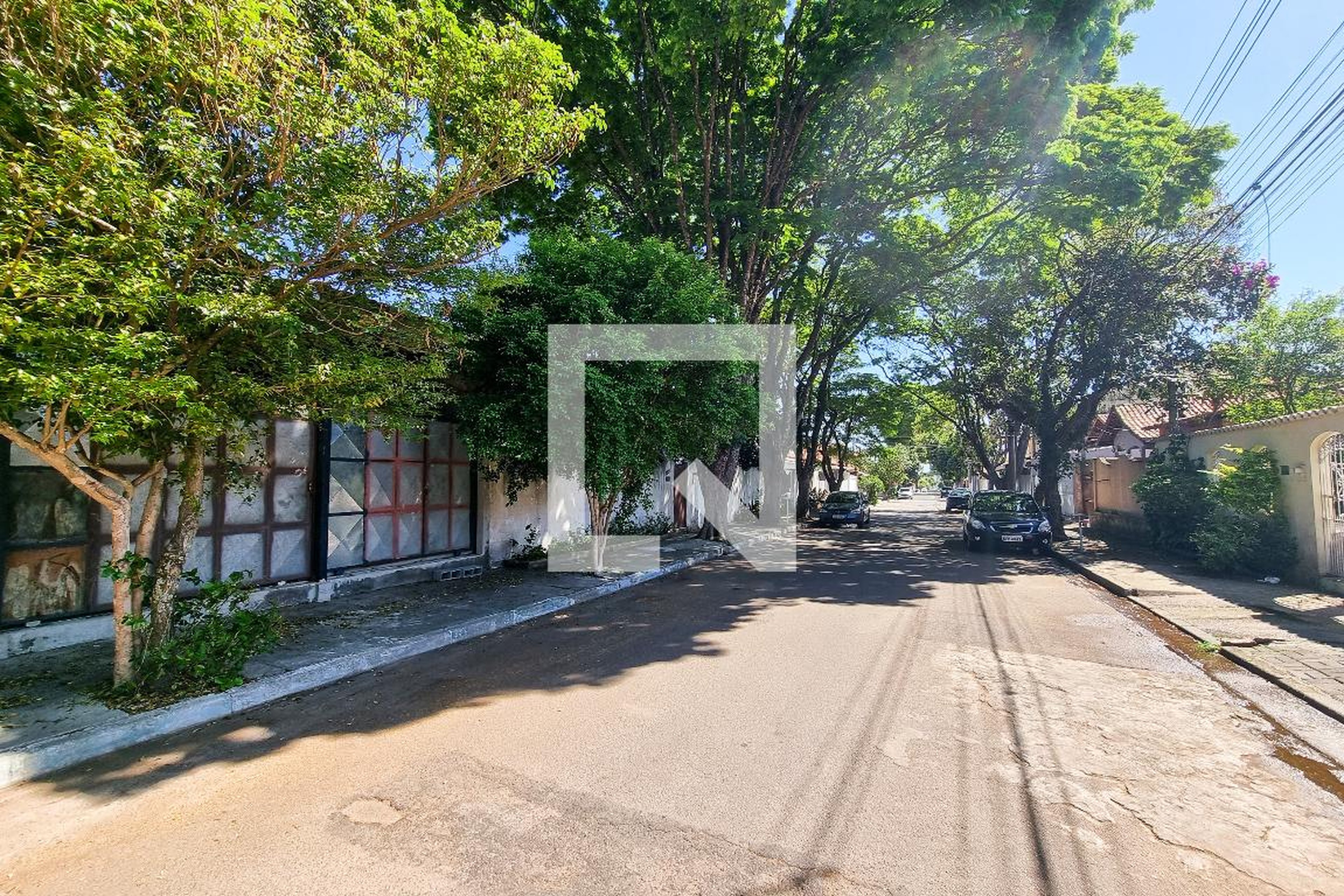 Fachada Condomínio em Rua Ibiuna, 362