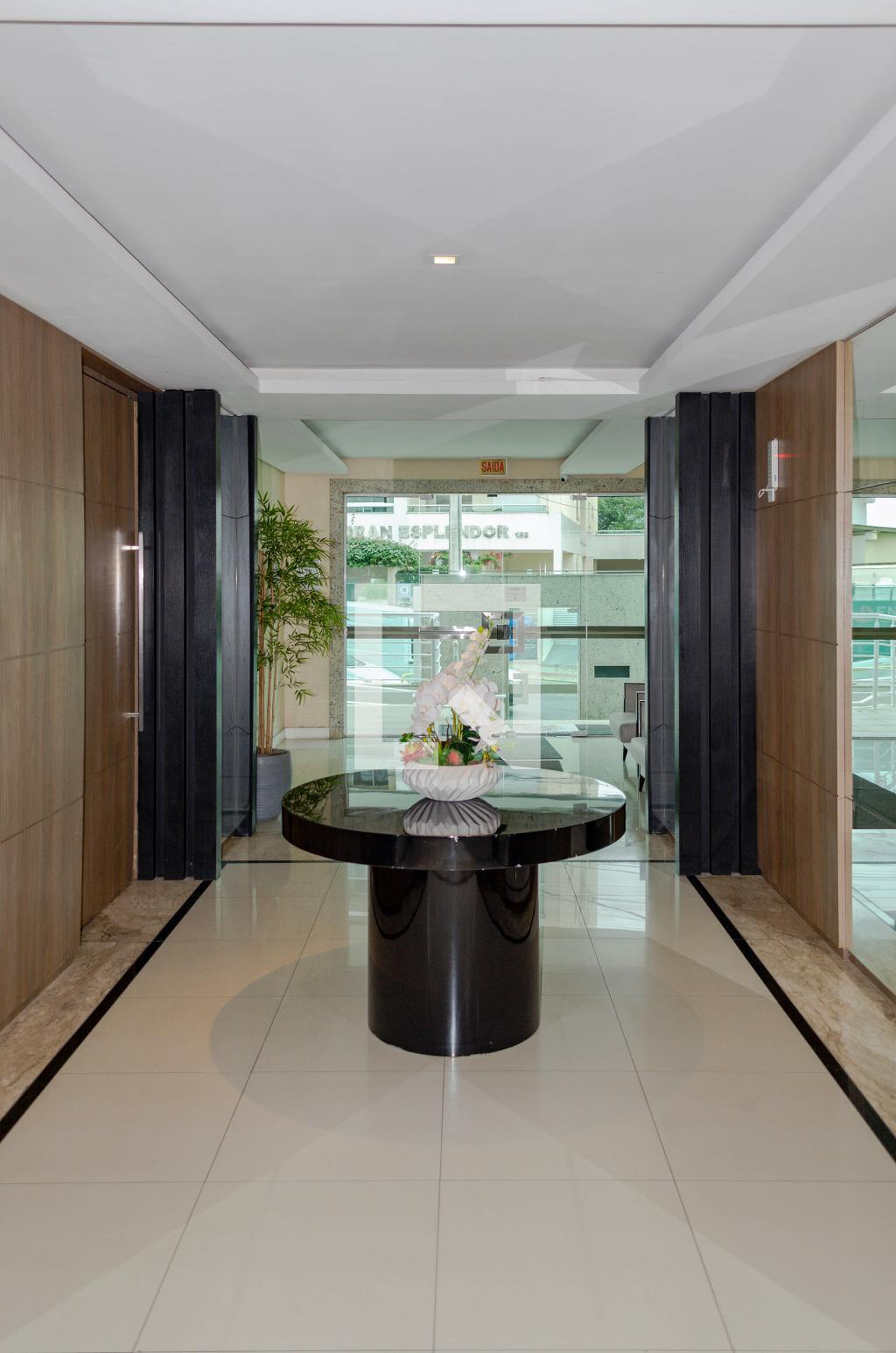 Hall - Costa Del Mare