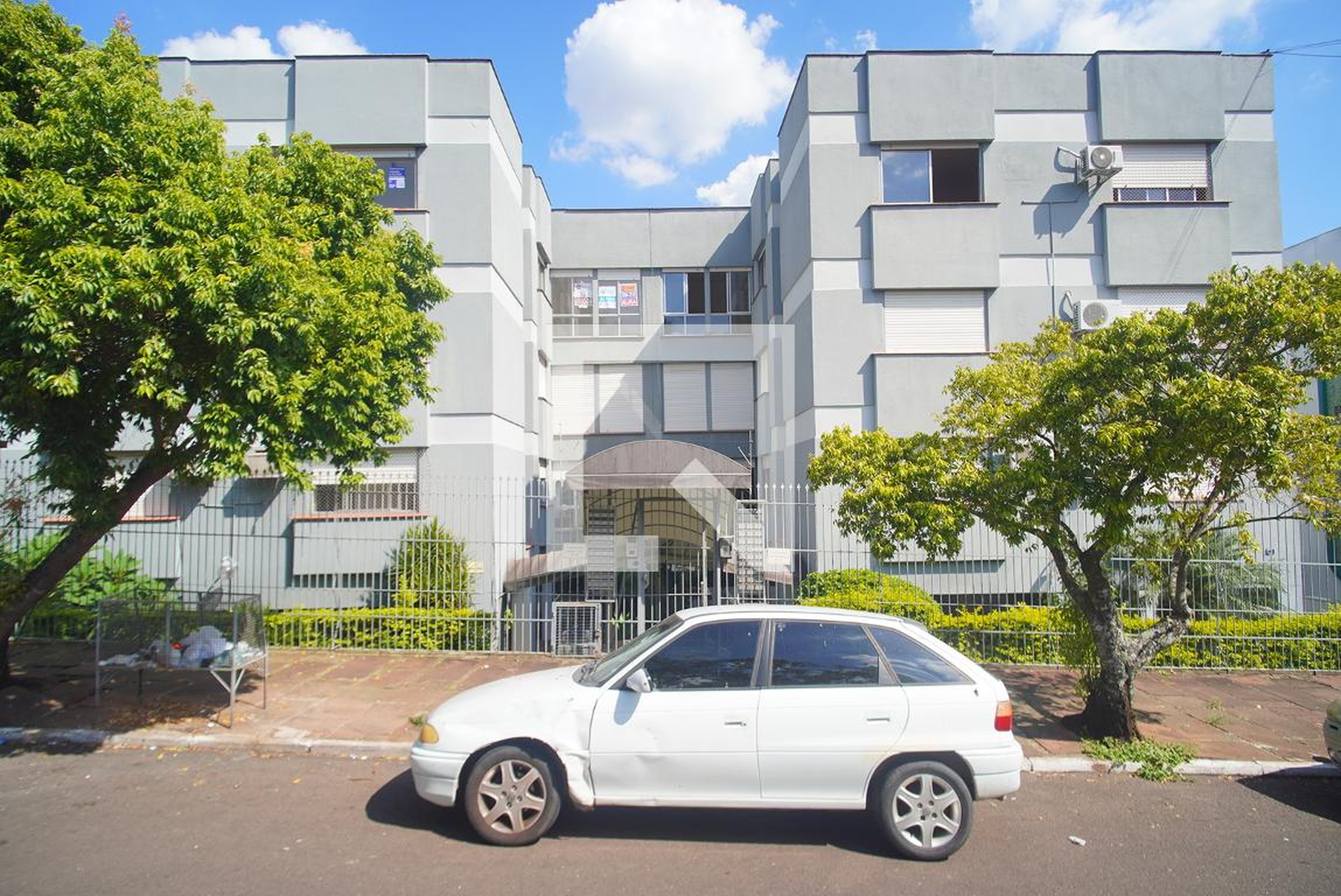 Fachada Condomínio em Rua José João Martins, 65
