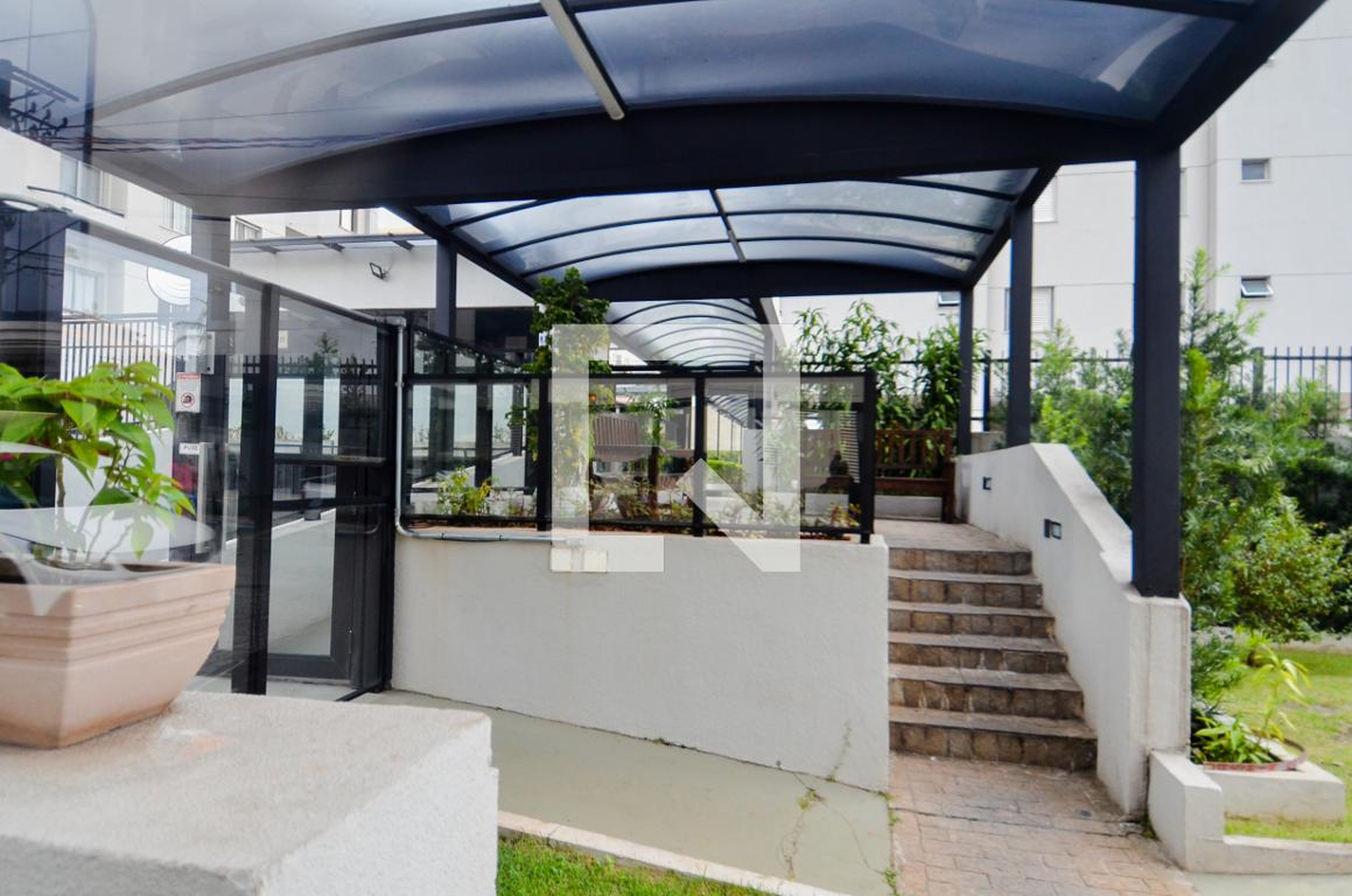 Fachada do Condominio Condomínio Riviera Francesa