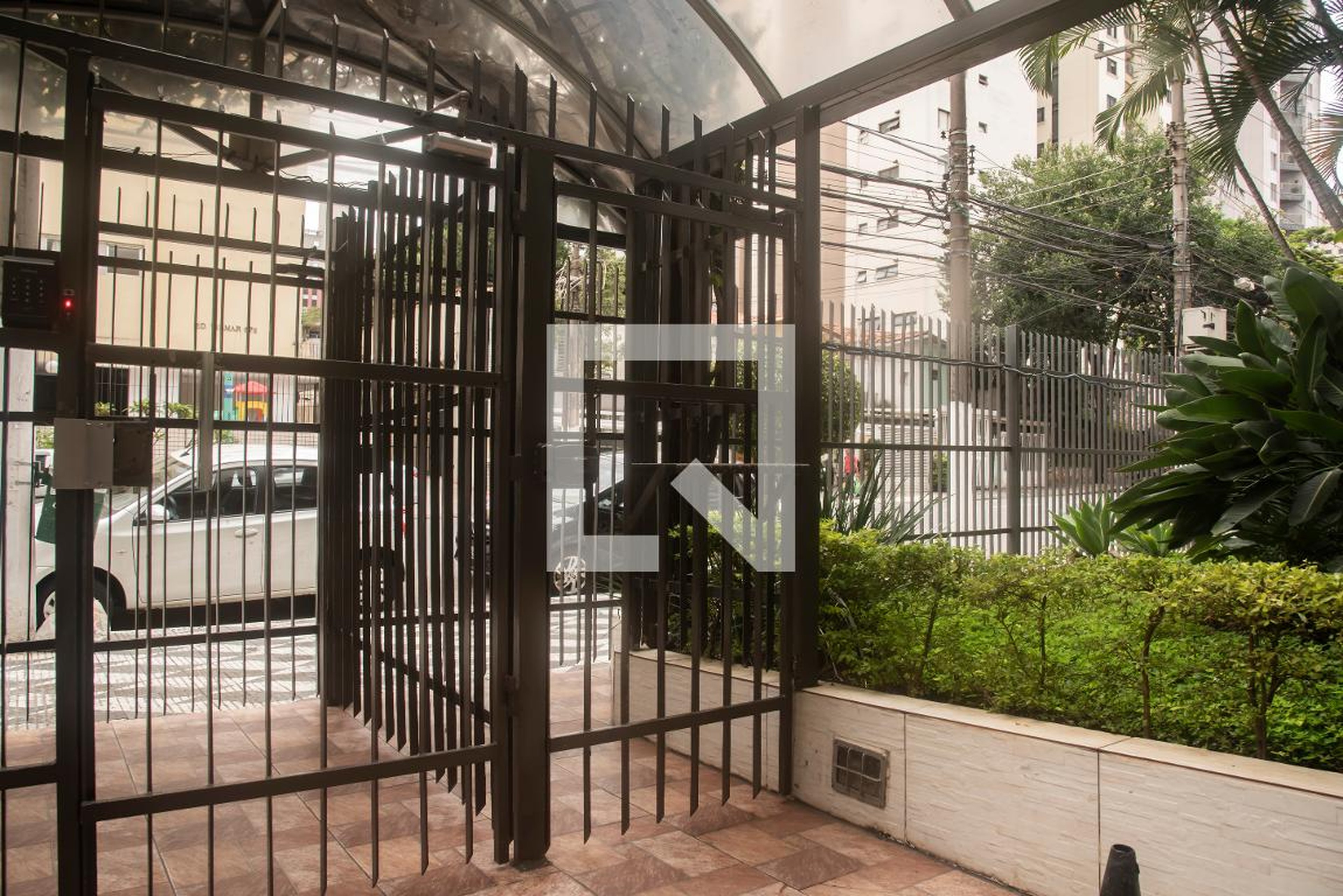 Entrada - Edifício Praia de Búzios