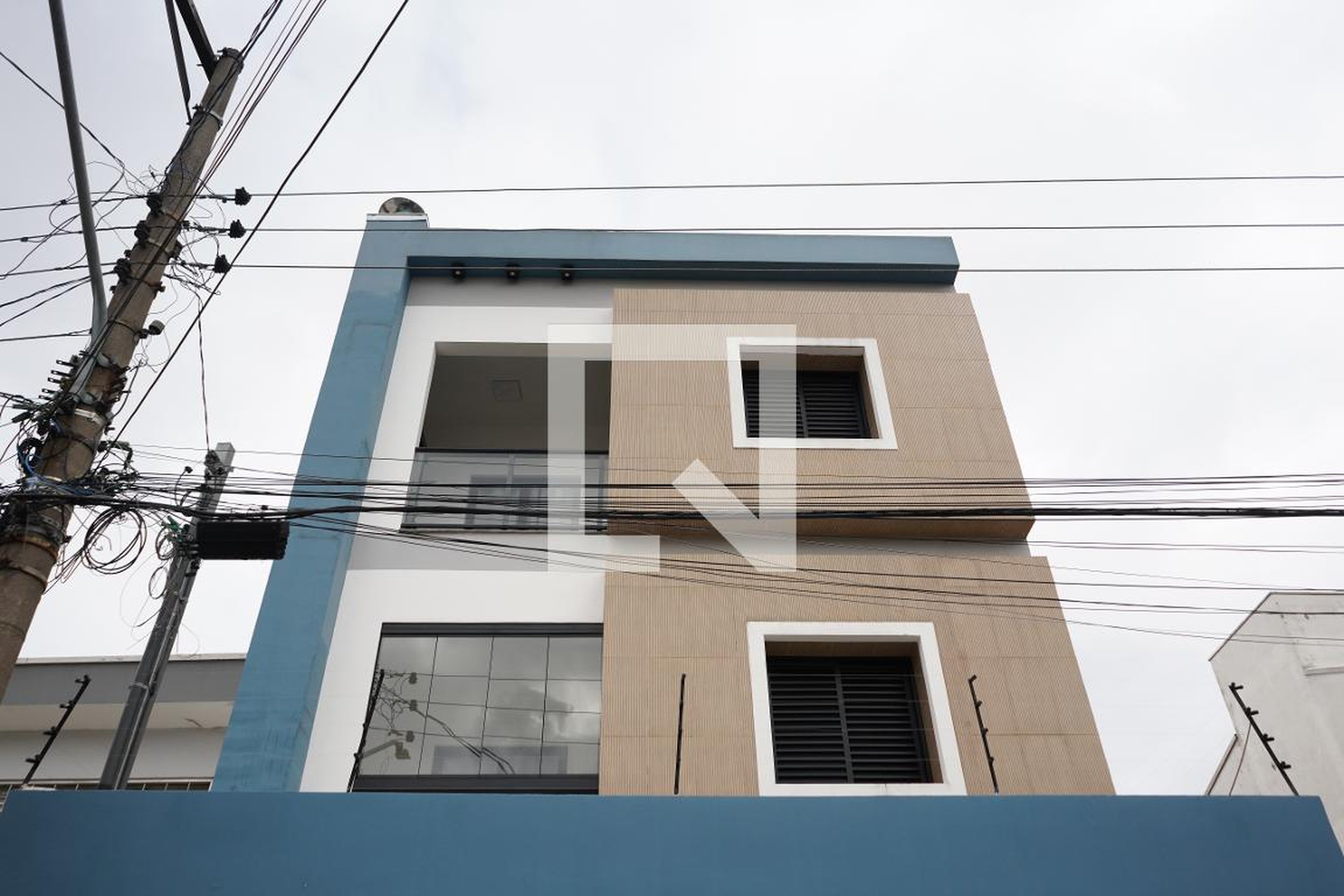 Fachada Condomínio em Rua Tambiú, 50