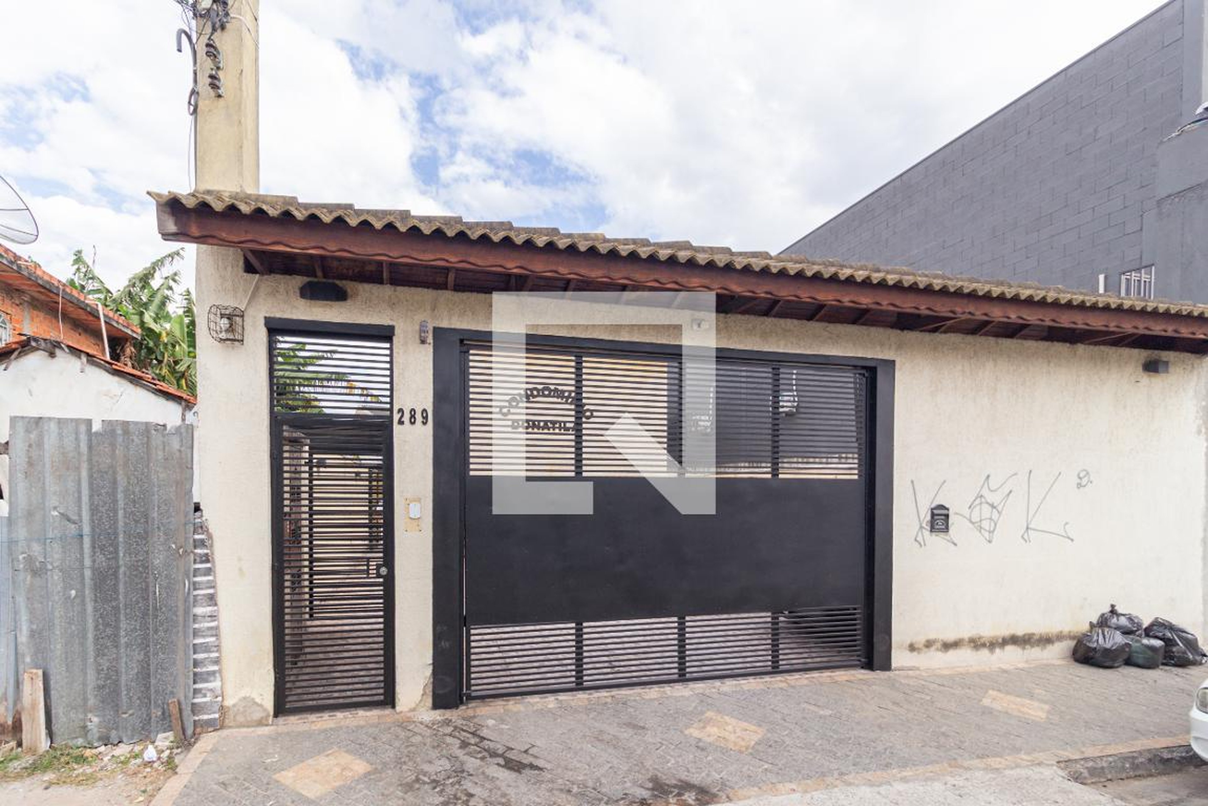 Fachada Condomínio em Rua Pôrto Alegre, 289