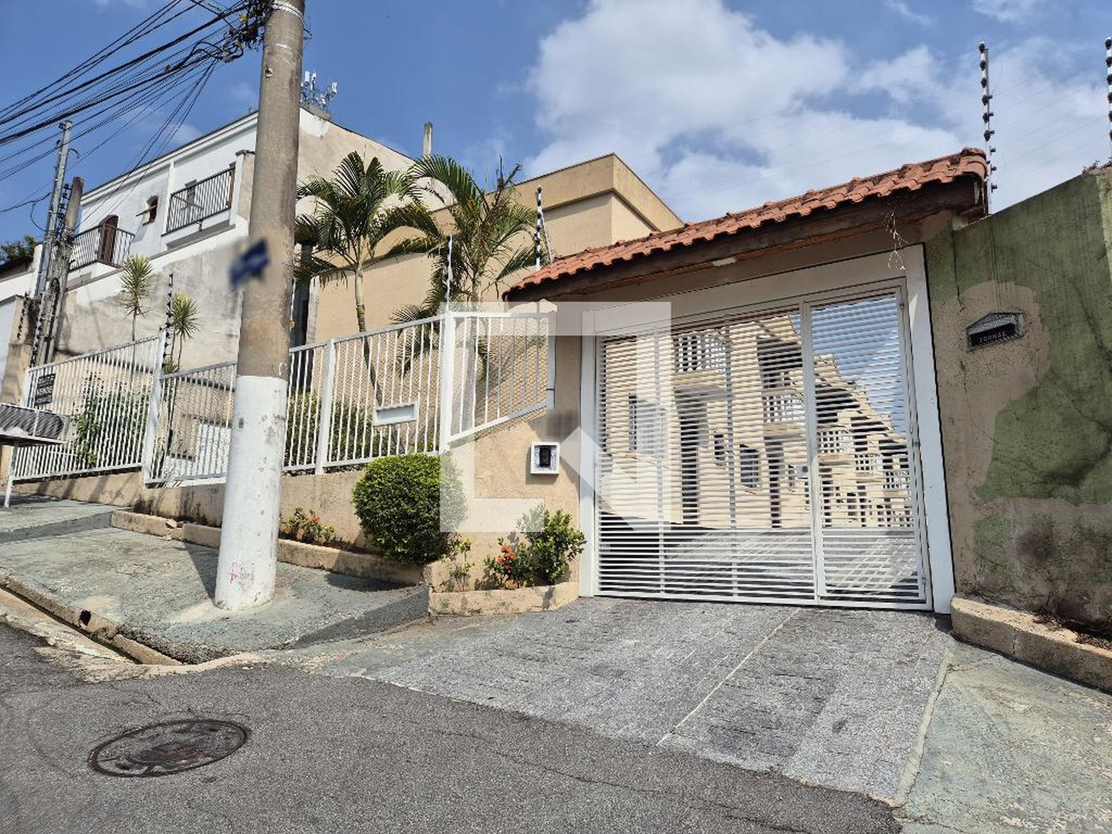 Fachada do Prédio Condomínio em Rua Diogo Fernandes, 345