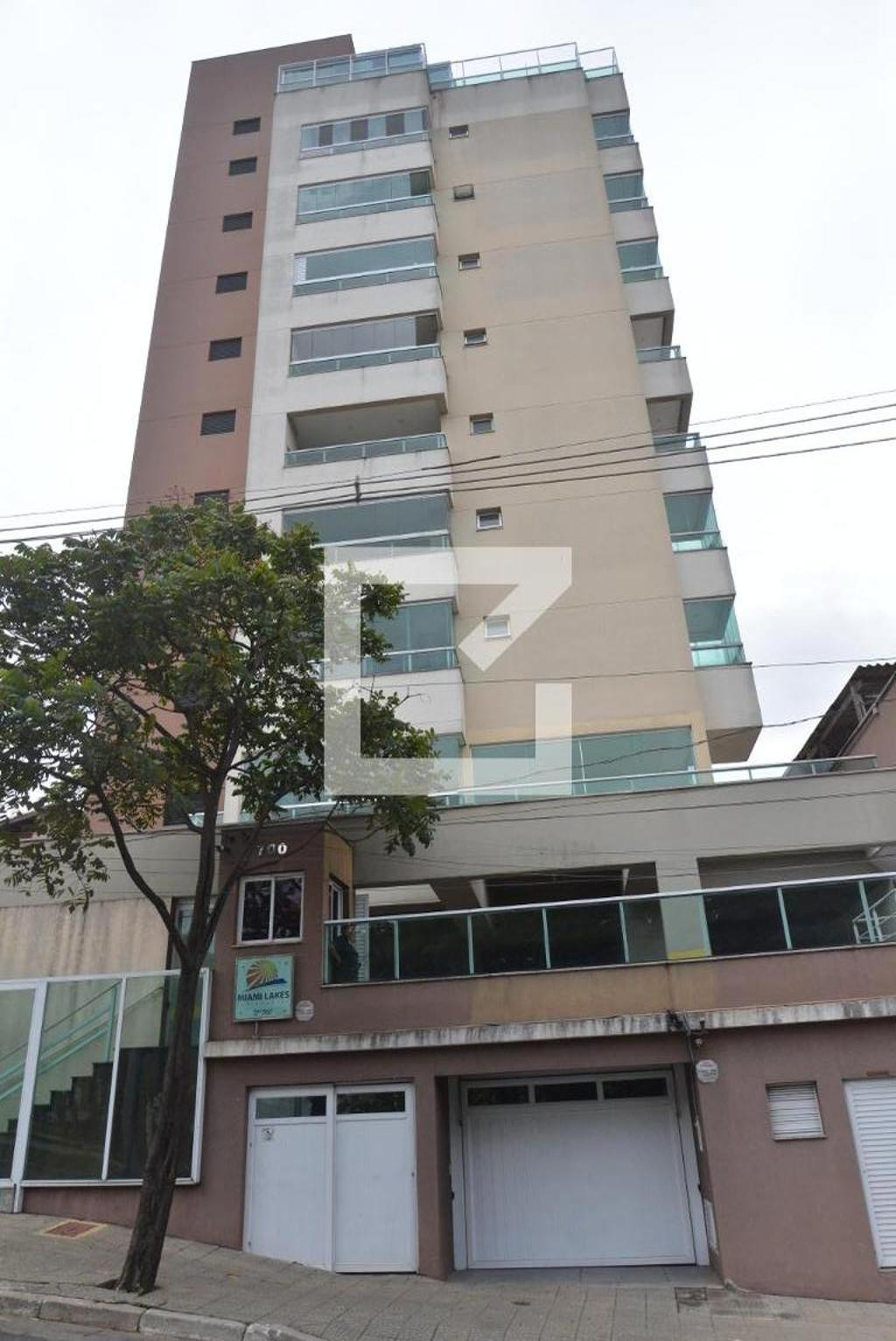 Fachada do Prédio Residencial Miami Lakes