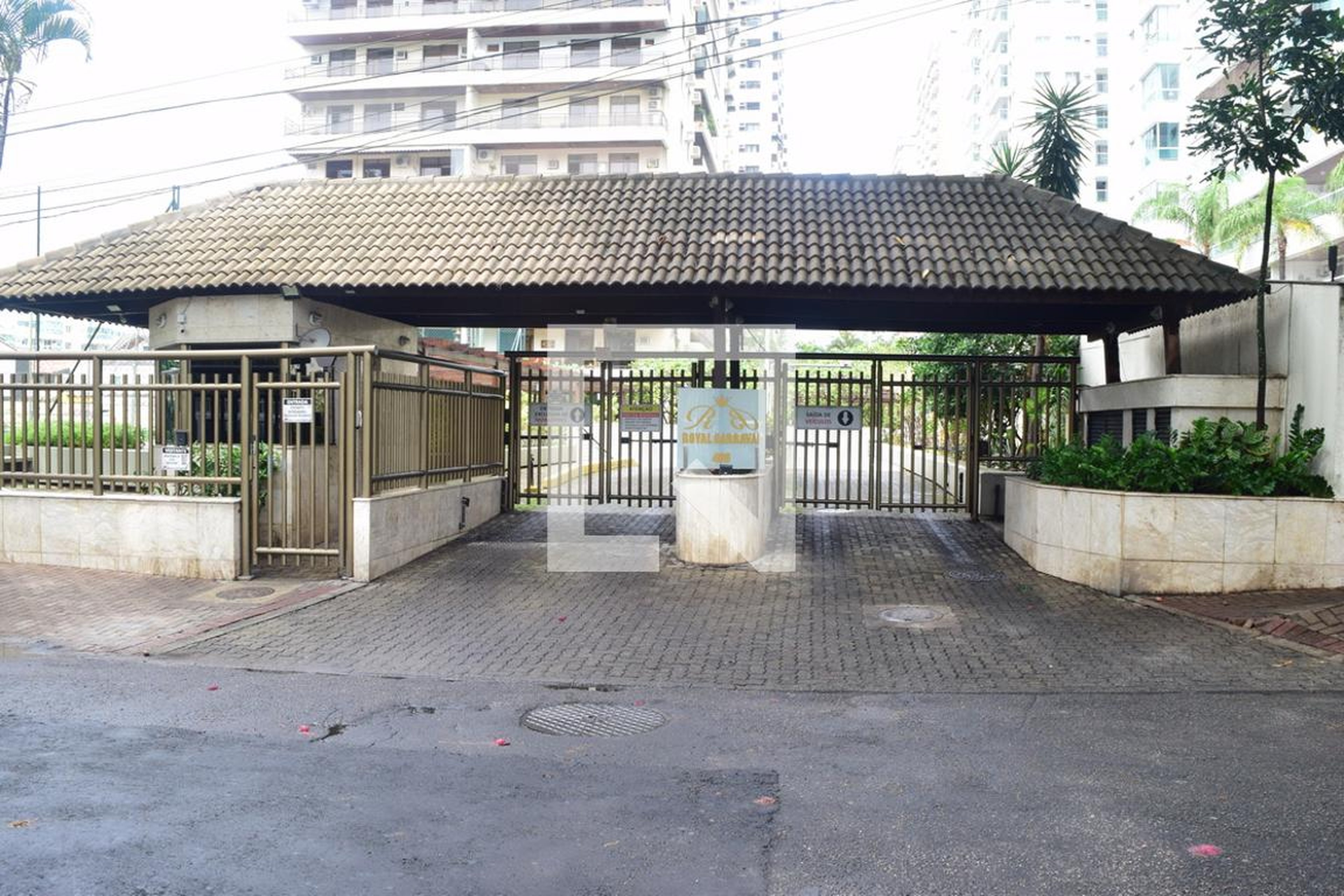 Fachada Condomínio Royal Barravaí ABM