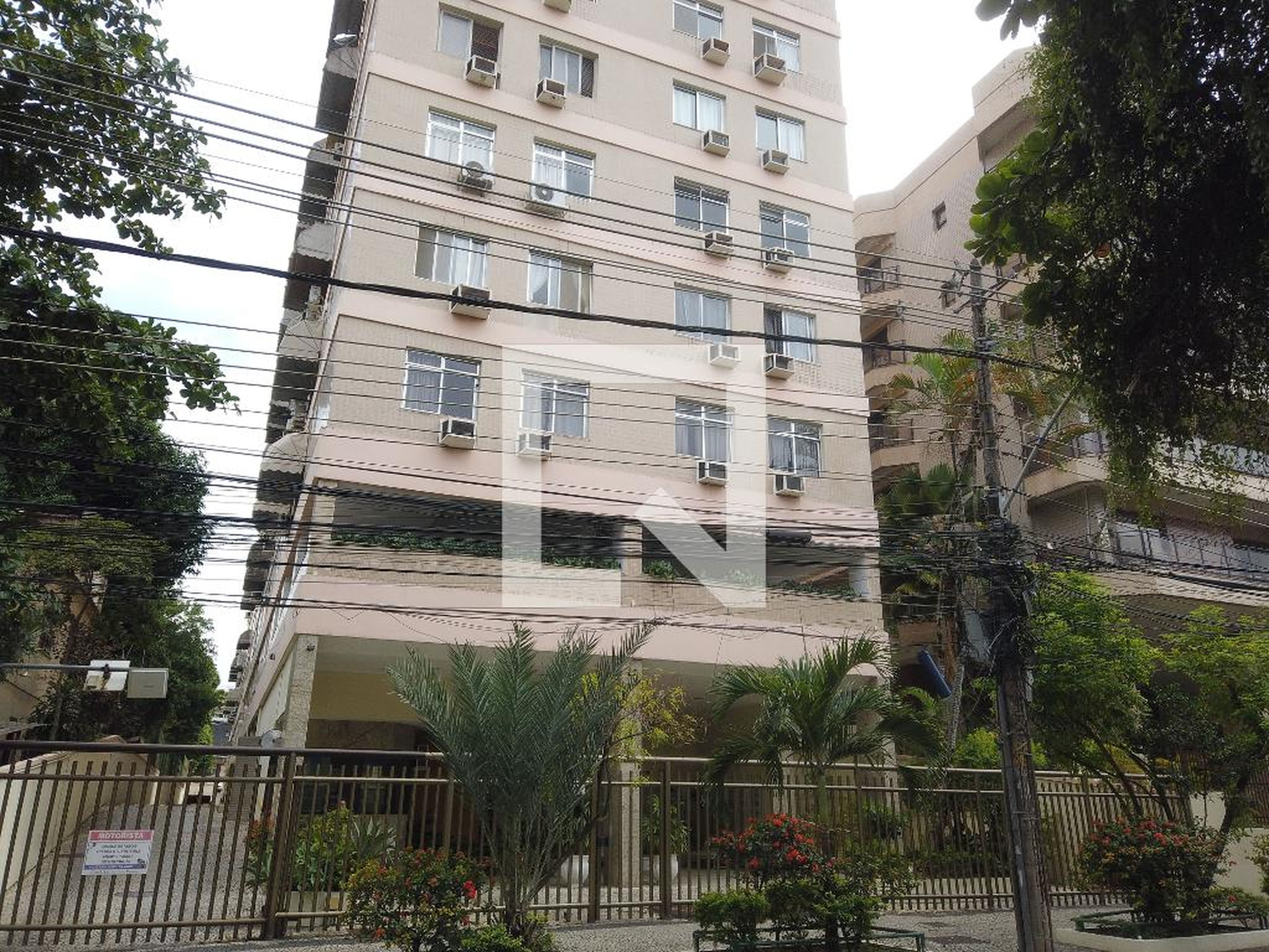 Fachada do Condomínio Condomínio Édson Passos