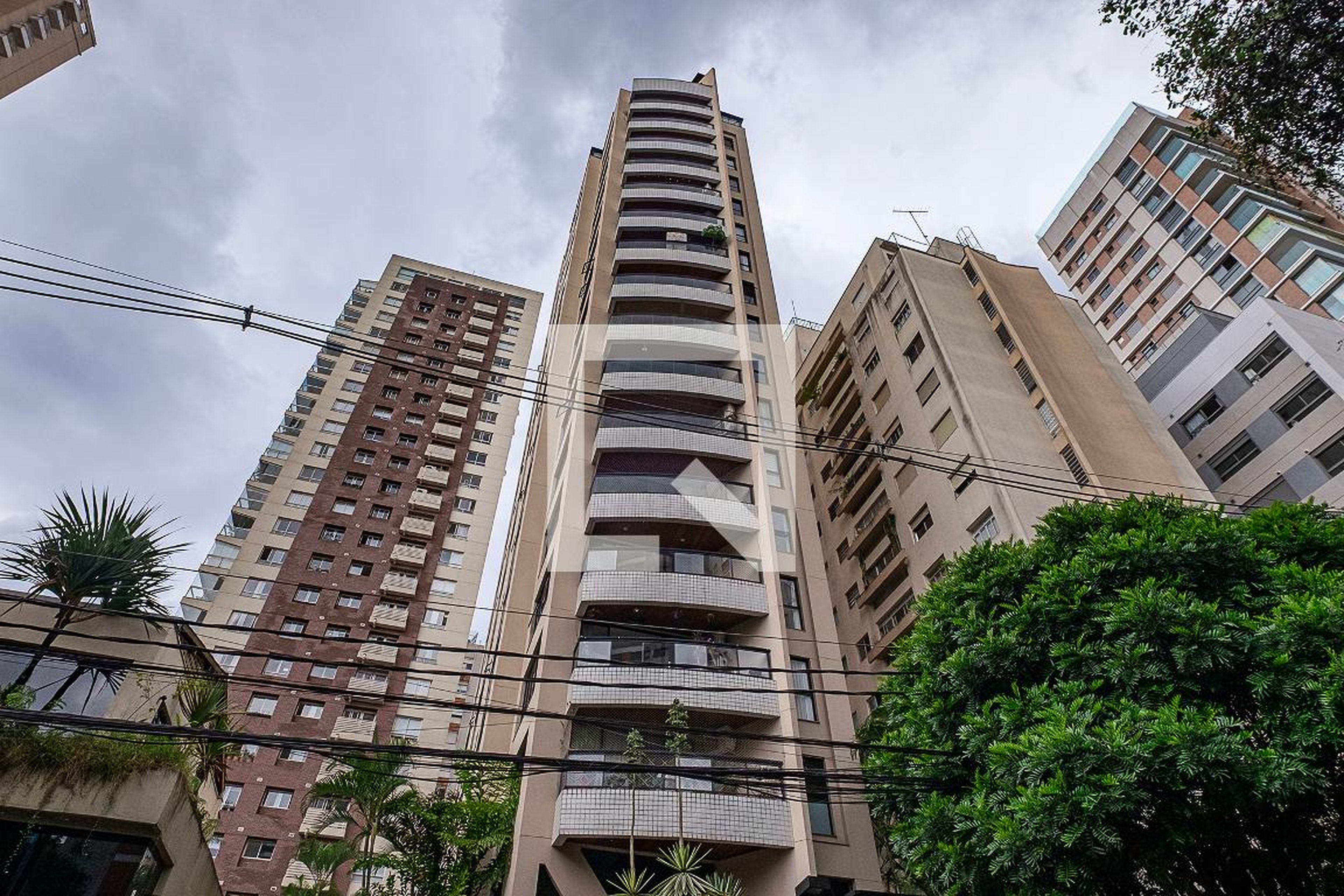 Fachada Condomínio Royal Ibirapuera Classic