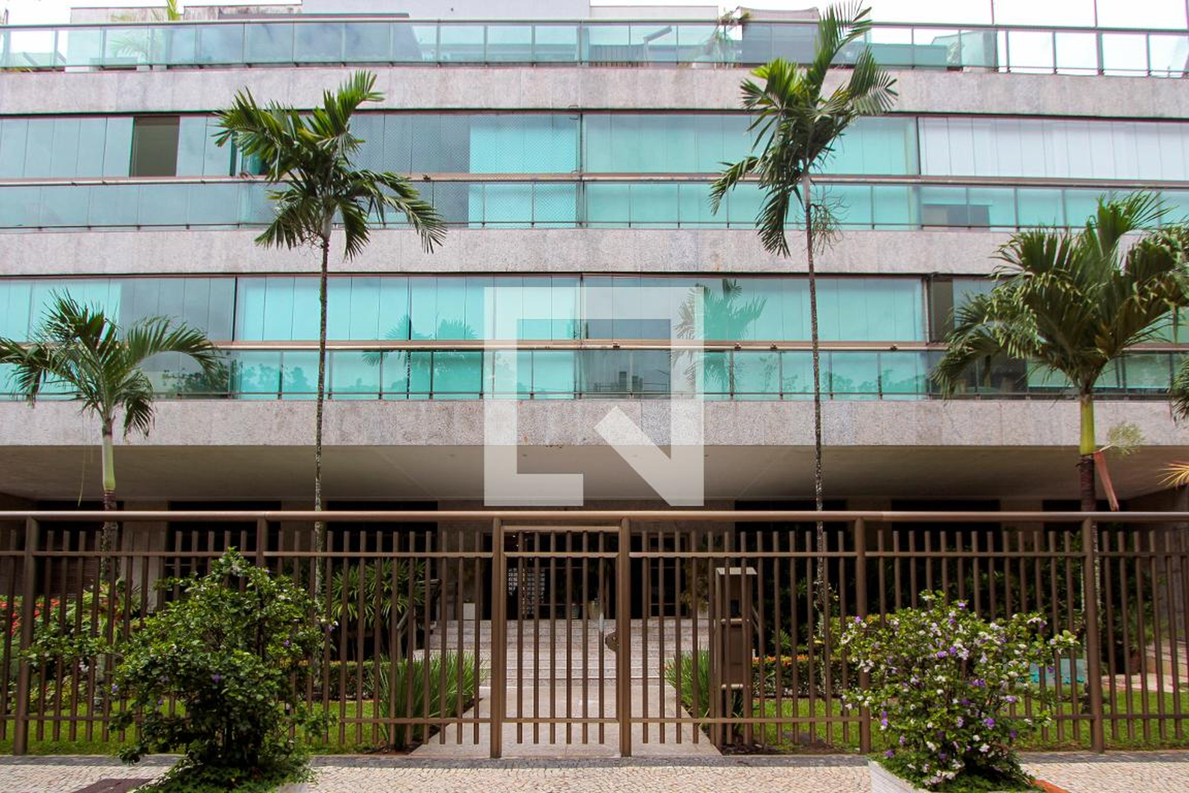 Fachada Condomínio Porto Fino