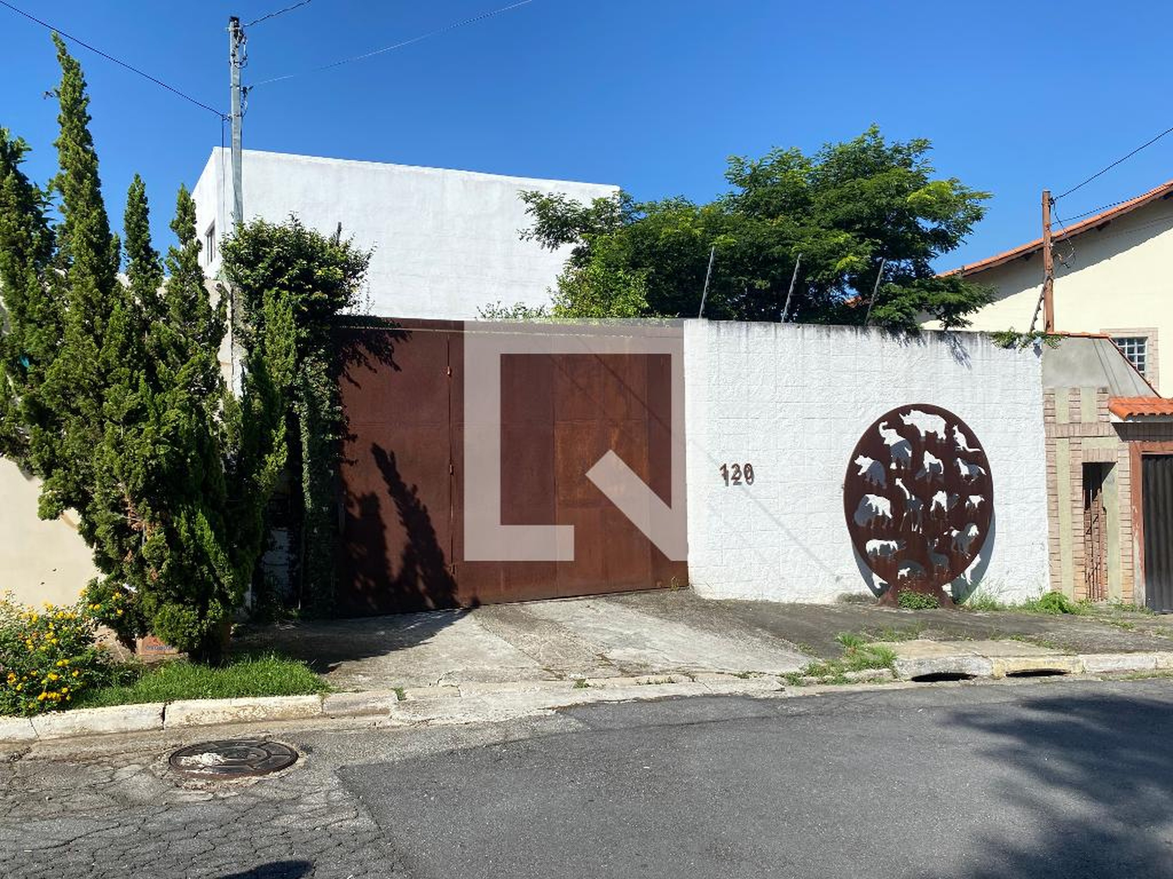 Fachada Condomínio em Rua Engenheiro Noé Ribeiro, 120