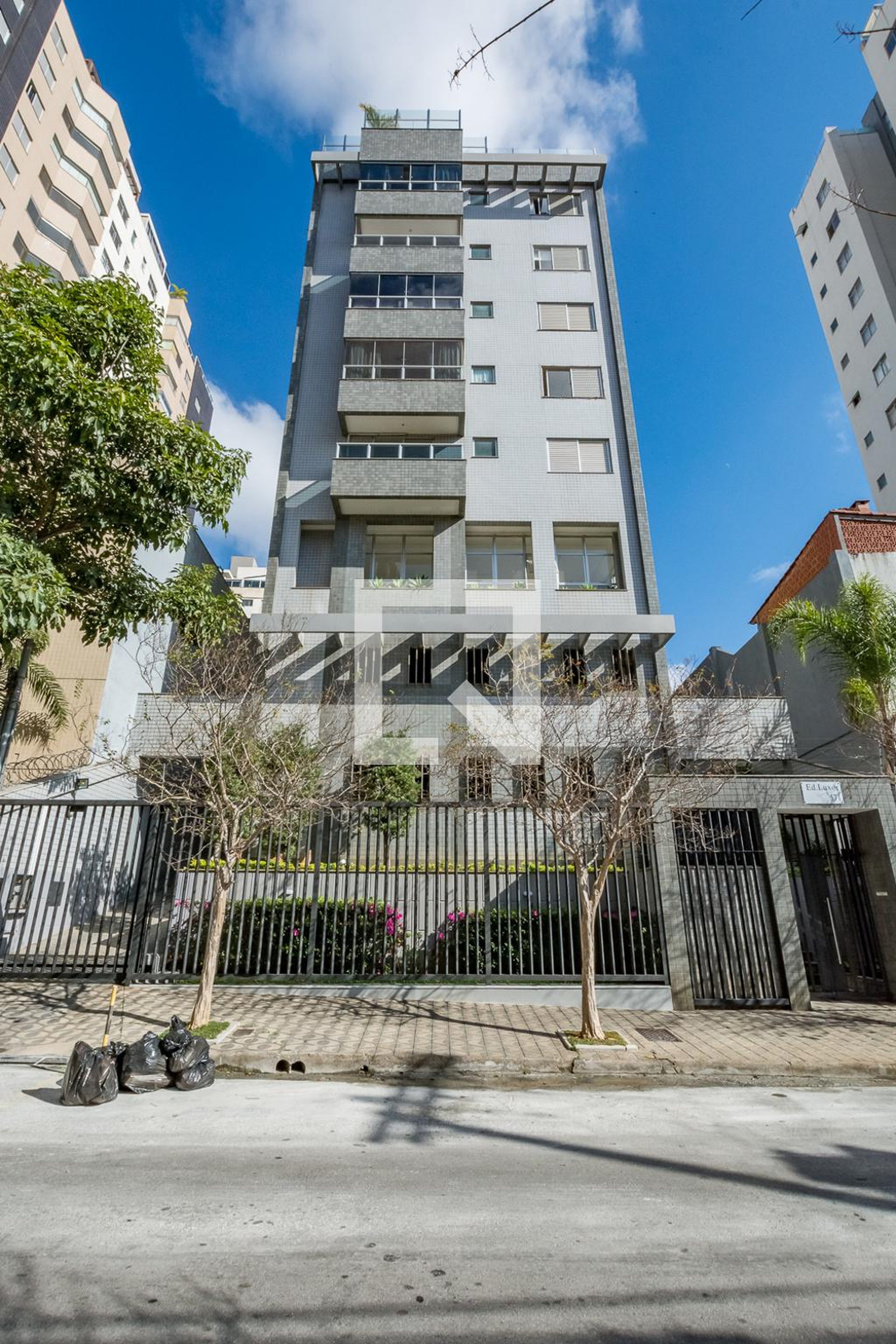 Fachada Condomínio Luxor