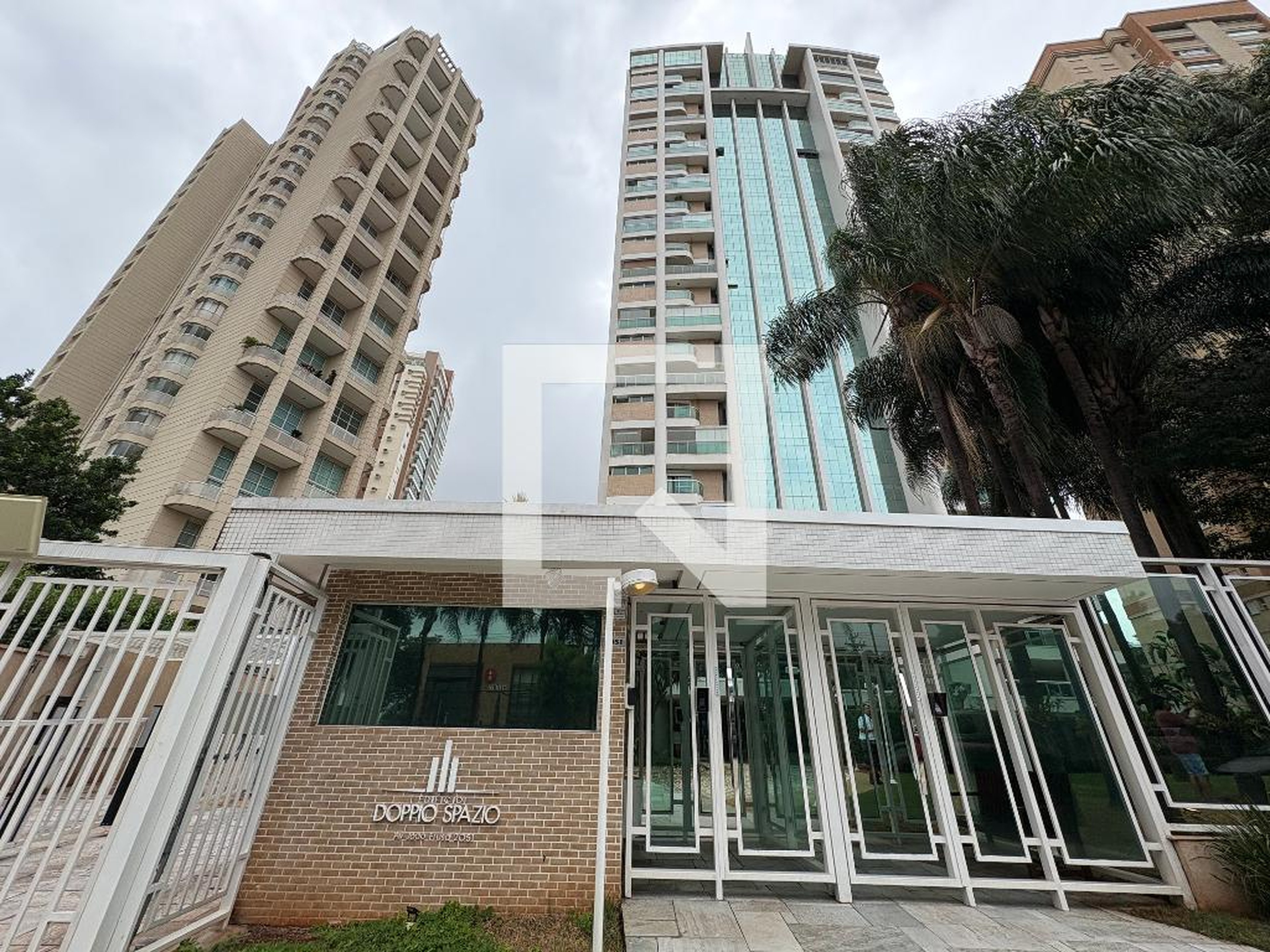 Fachada Condomínio Doppio Spazio