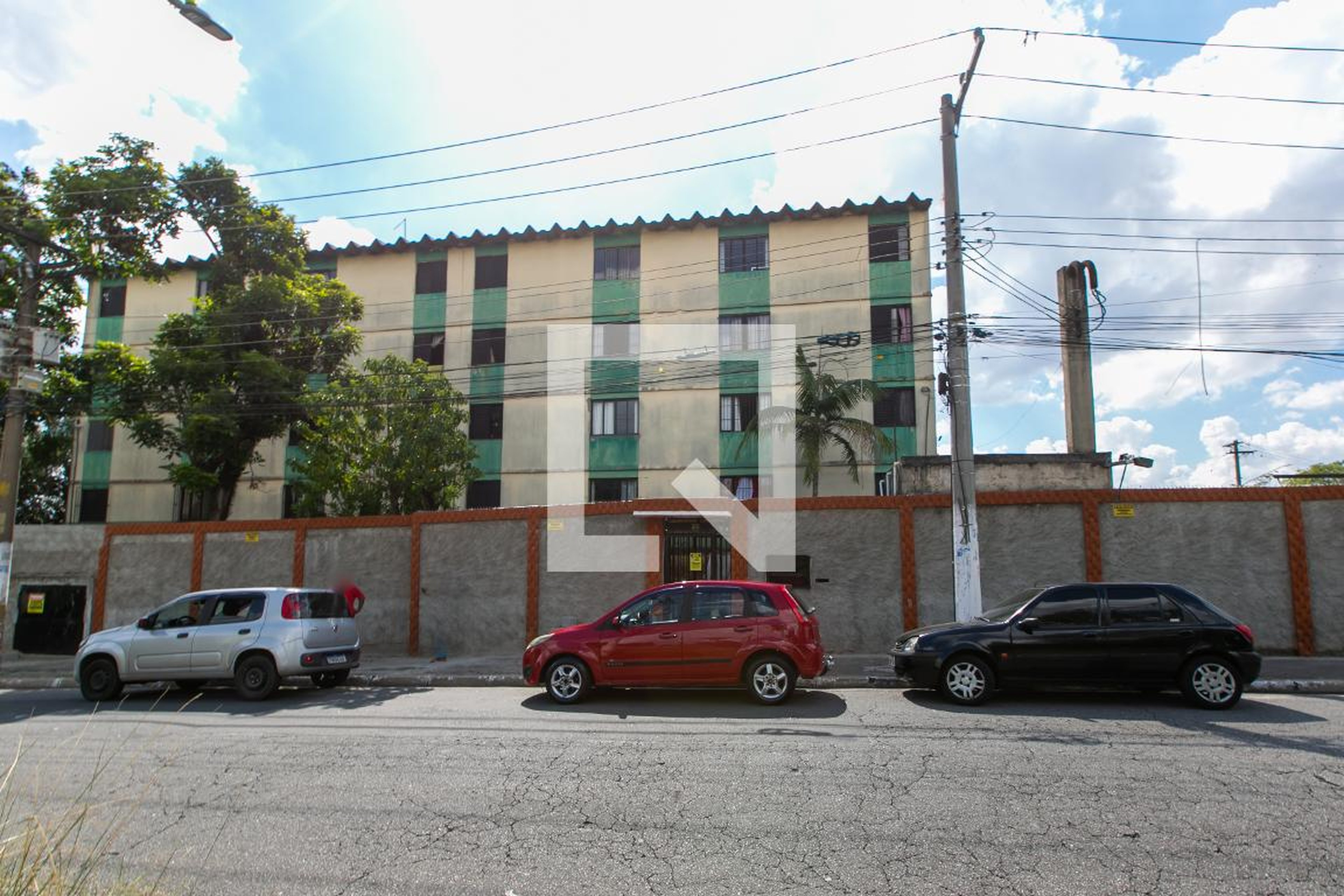 Fachada do Condomínio Condomínio Los Andes