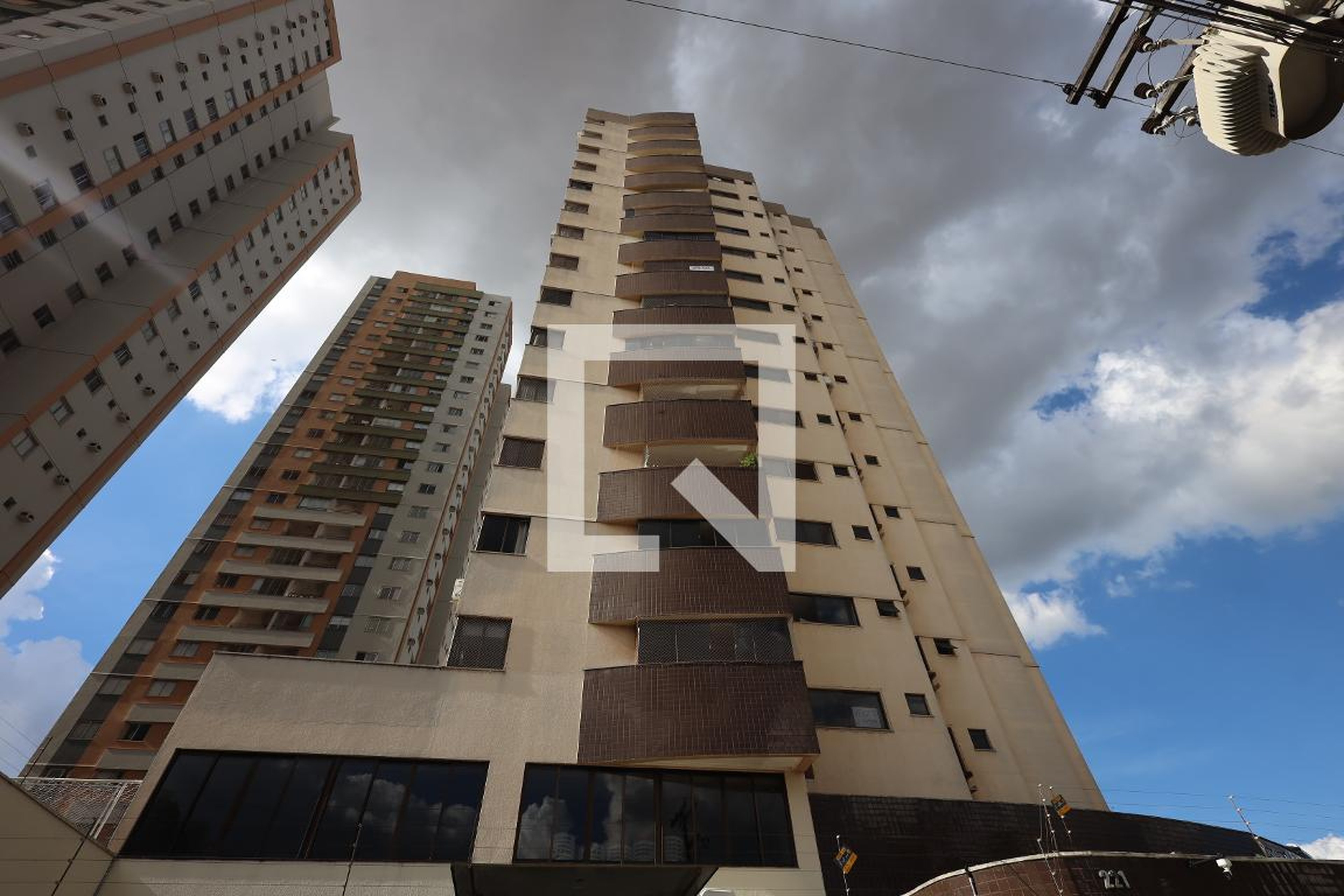 Fachada do Prédio Condomínio em Rua Uirapuru, 29