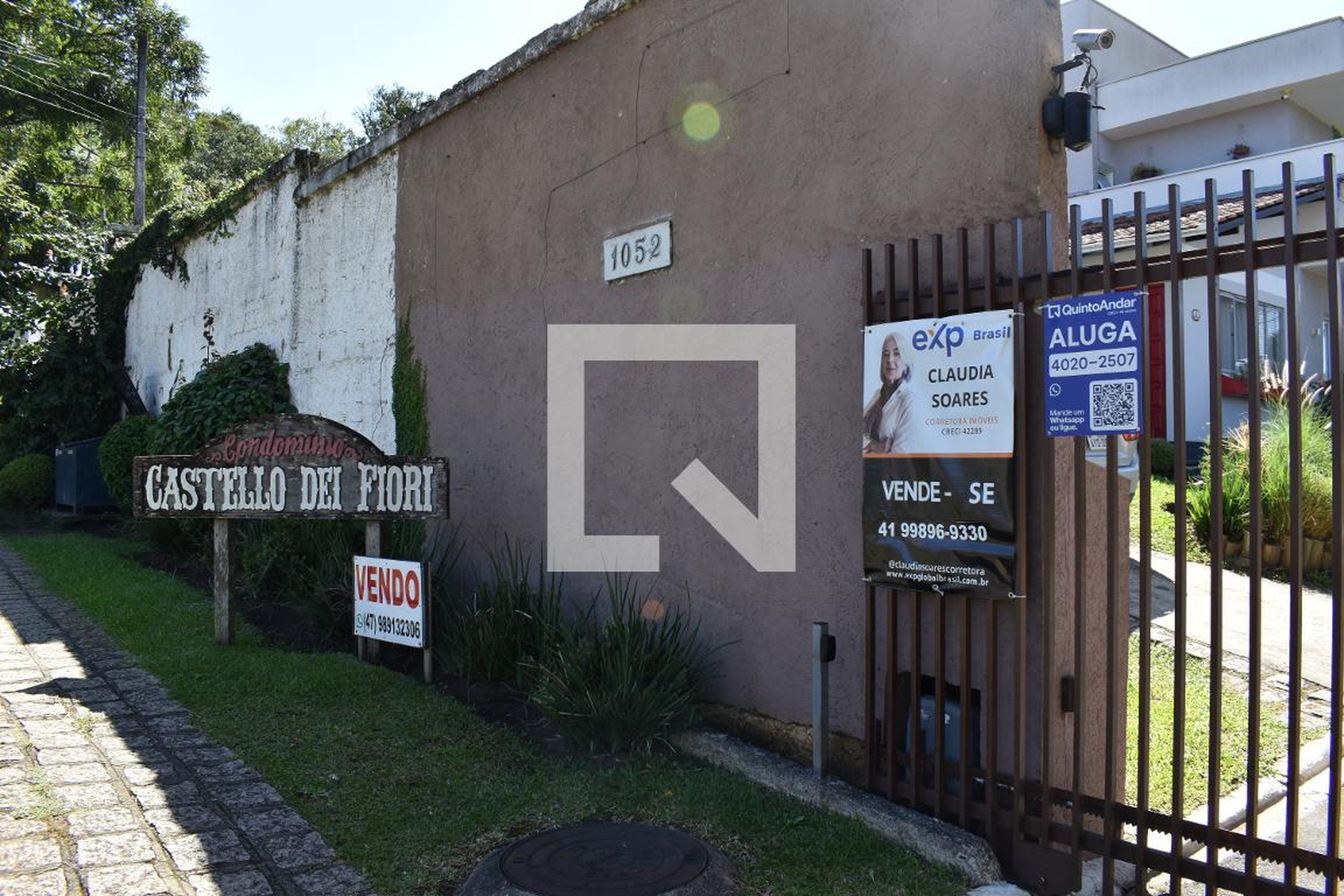 Fachada do condomínio Condomínio em Rua Ângelo Massignan, 37