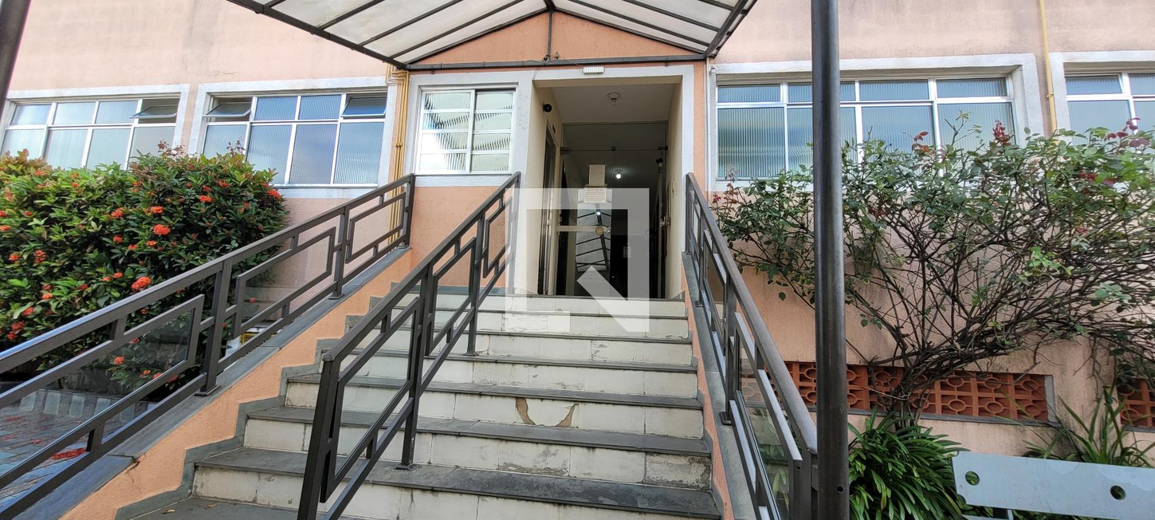 Hall de entrada - Residencial Oliveira