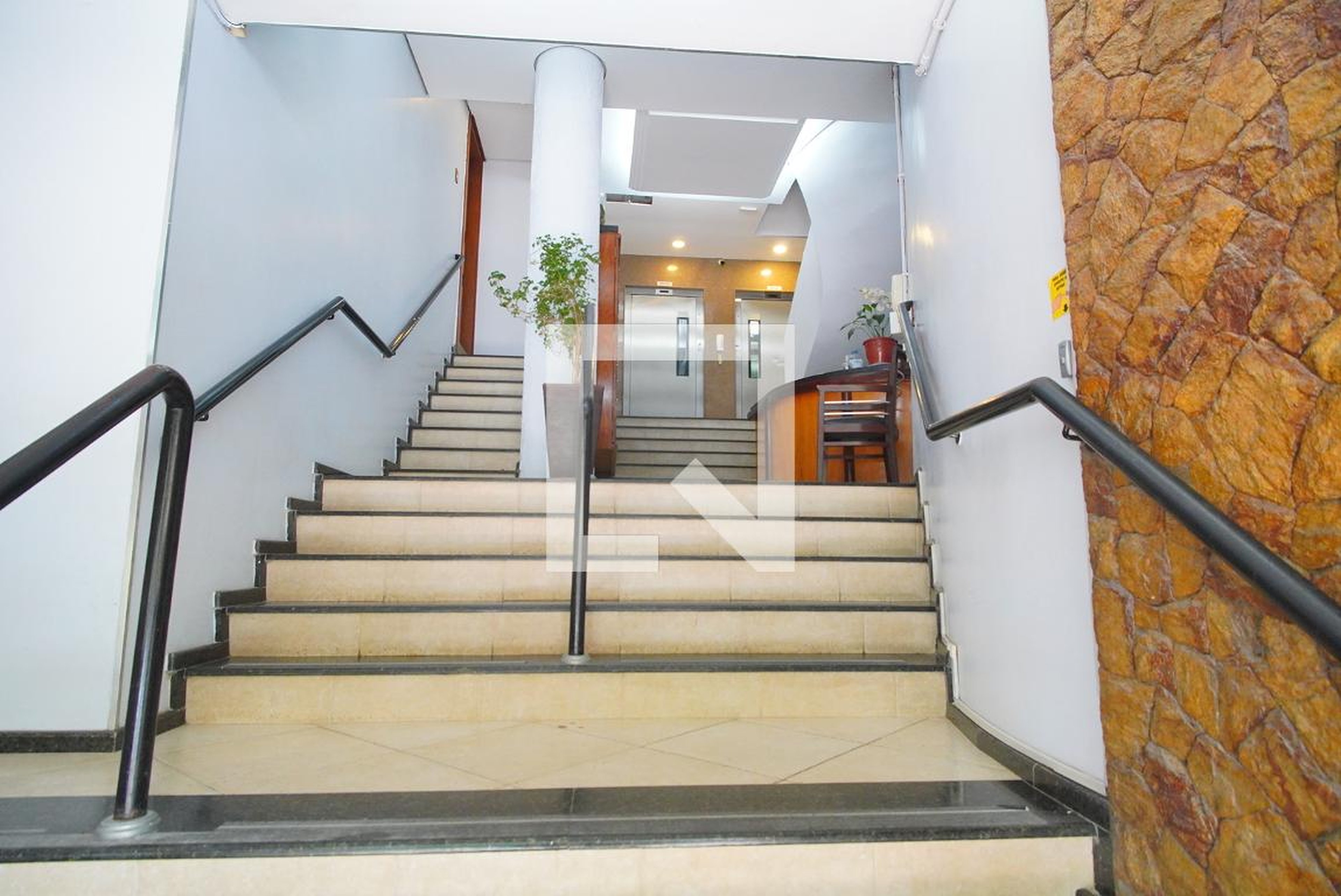 Hall de Entrada - Cannes