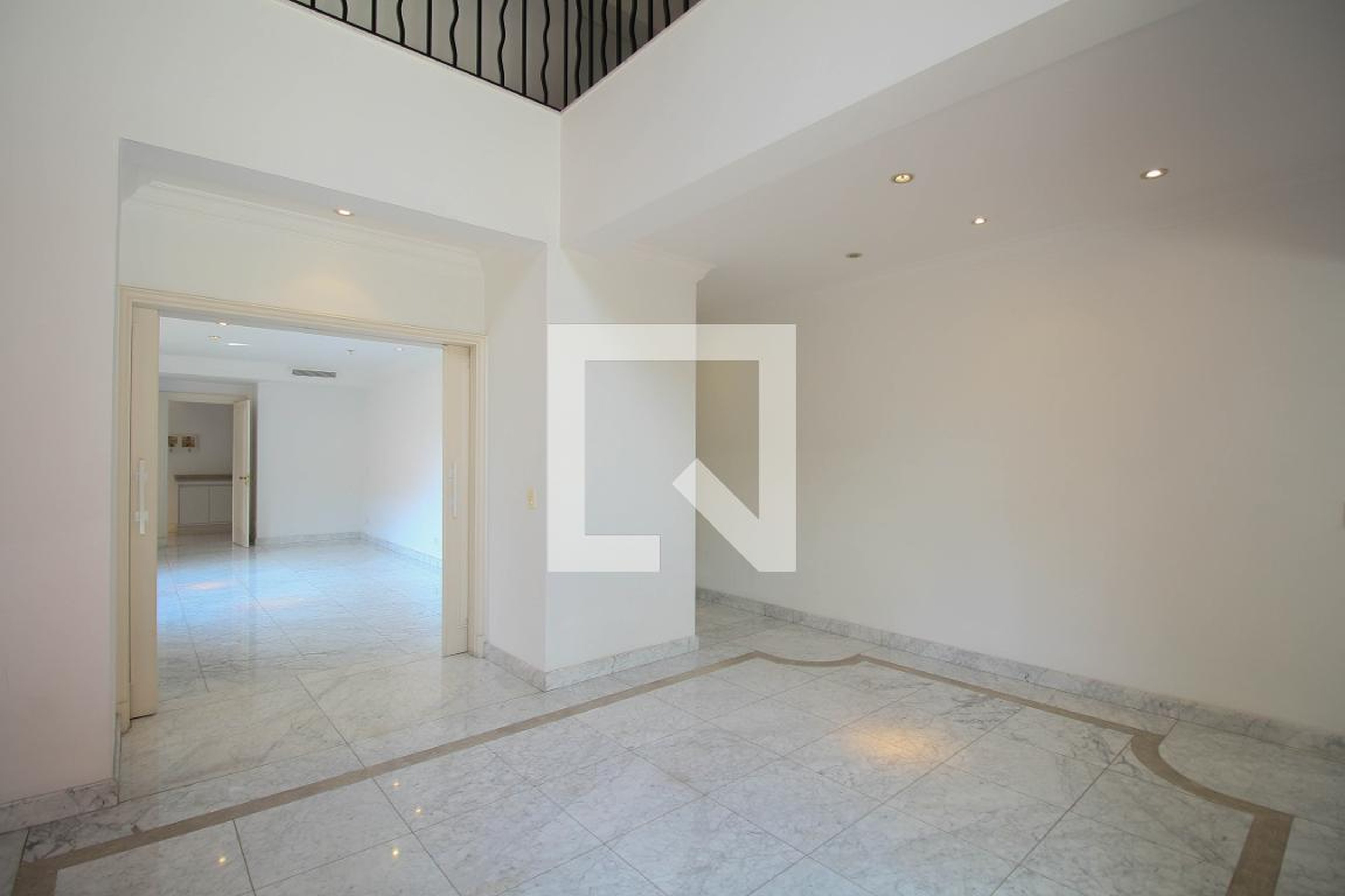 Hall de entrada Condomínio Pignatari