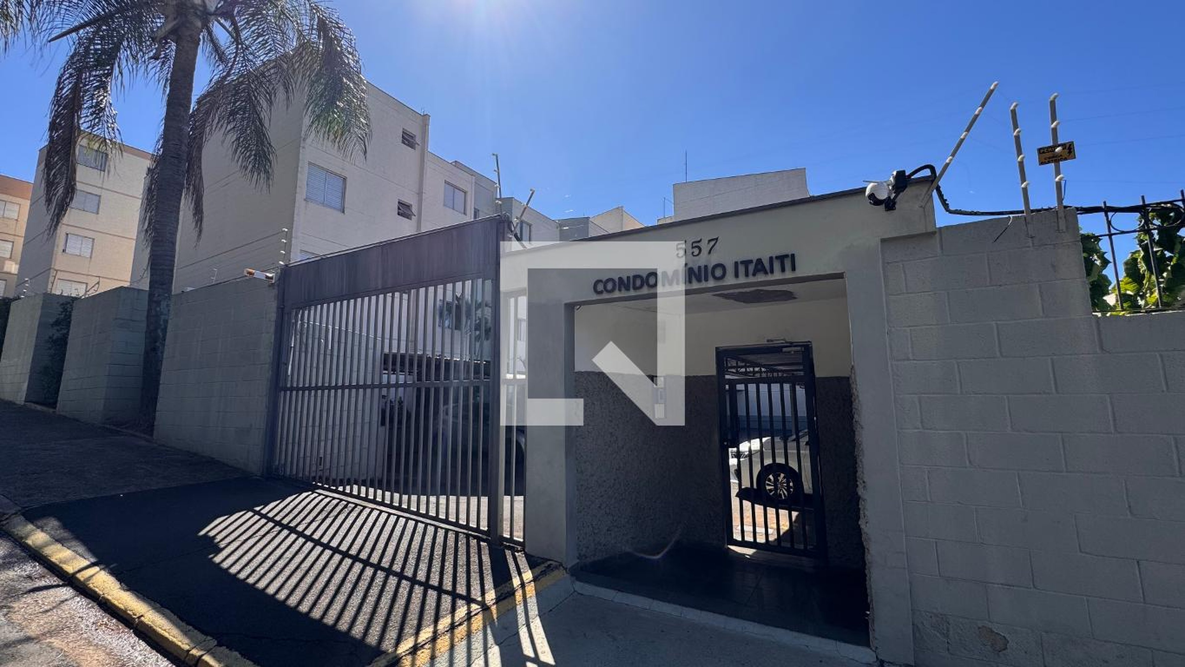 Fachada Condomínio Itaiti