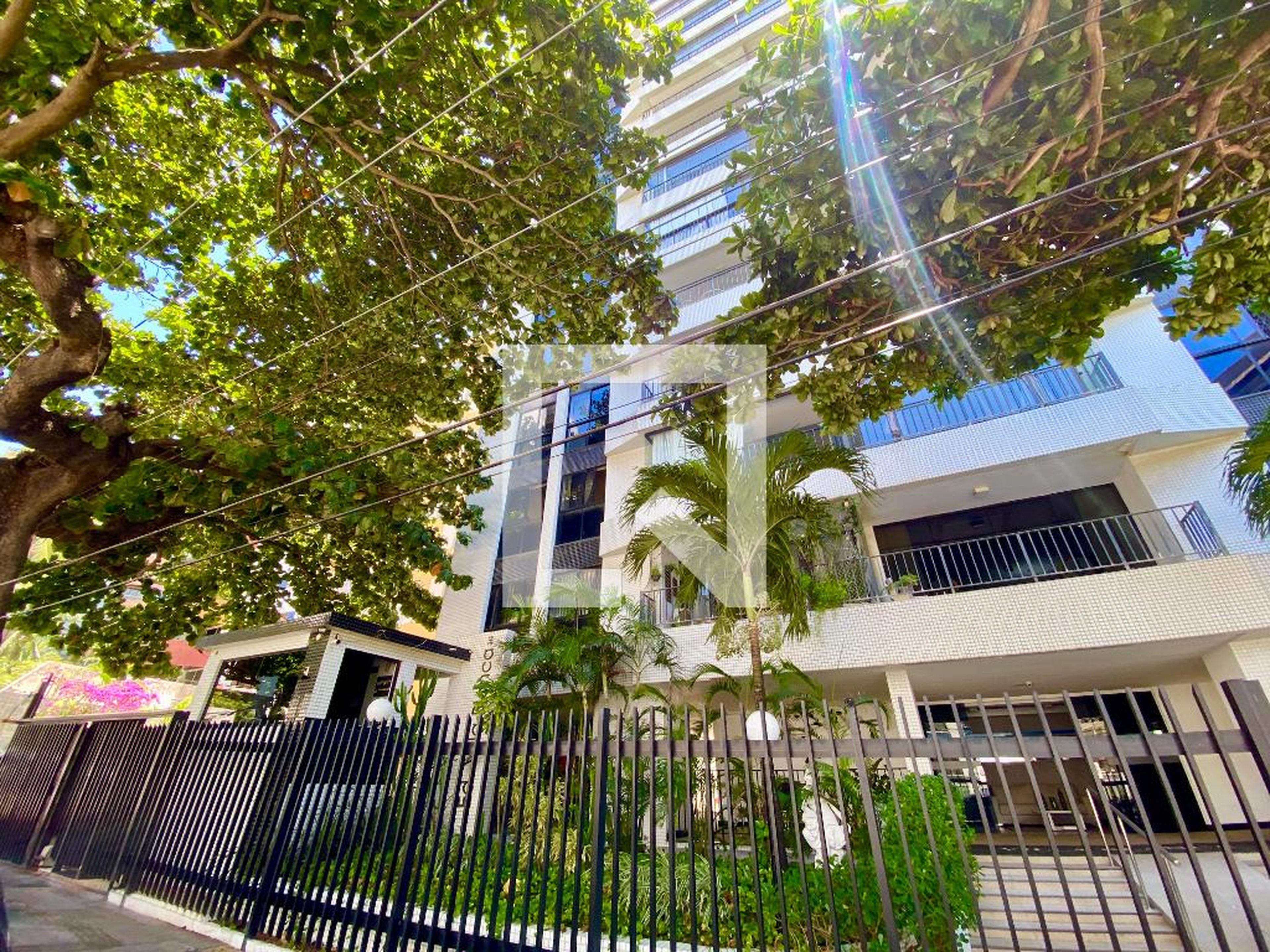 Fachada Condomínio em Rua Território do Guaporé, 363