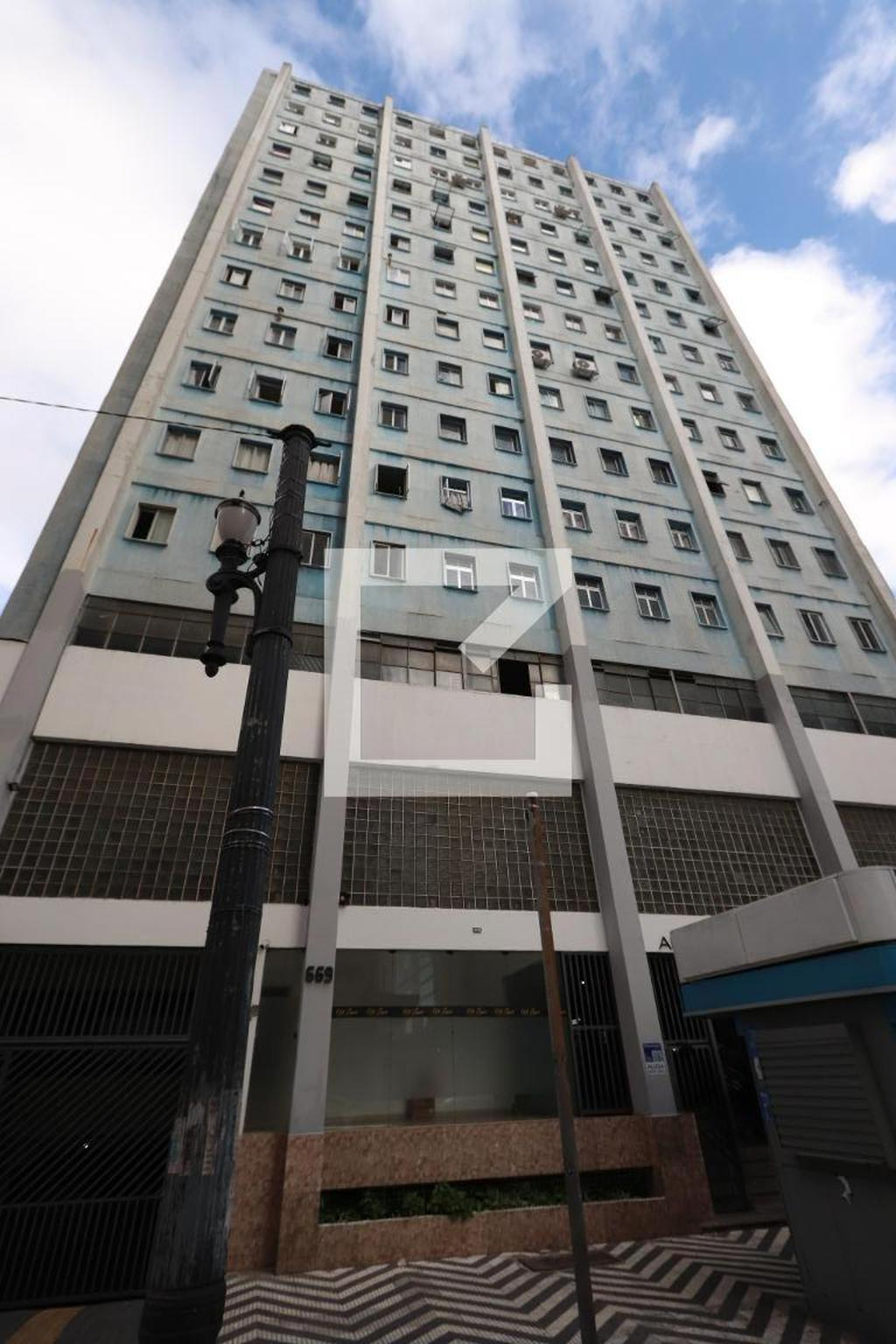 Fachada do Prédio Edifício Almira Gonçalves