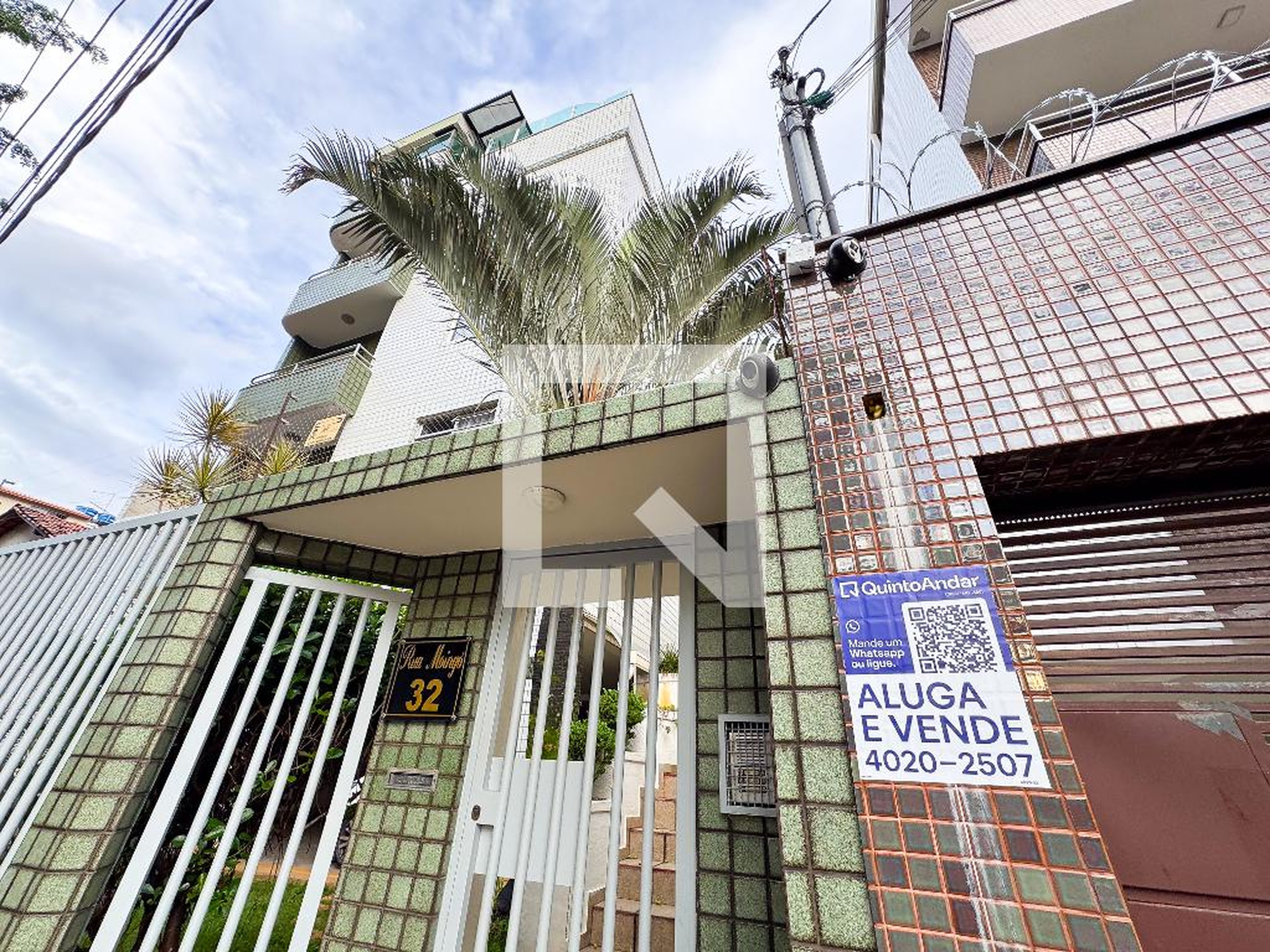 Fachada Condomínio em Rua Moingo, 32