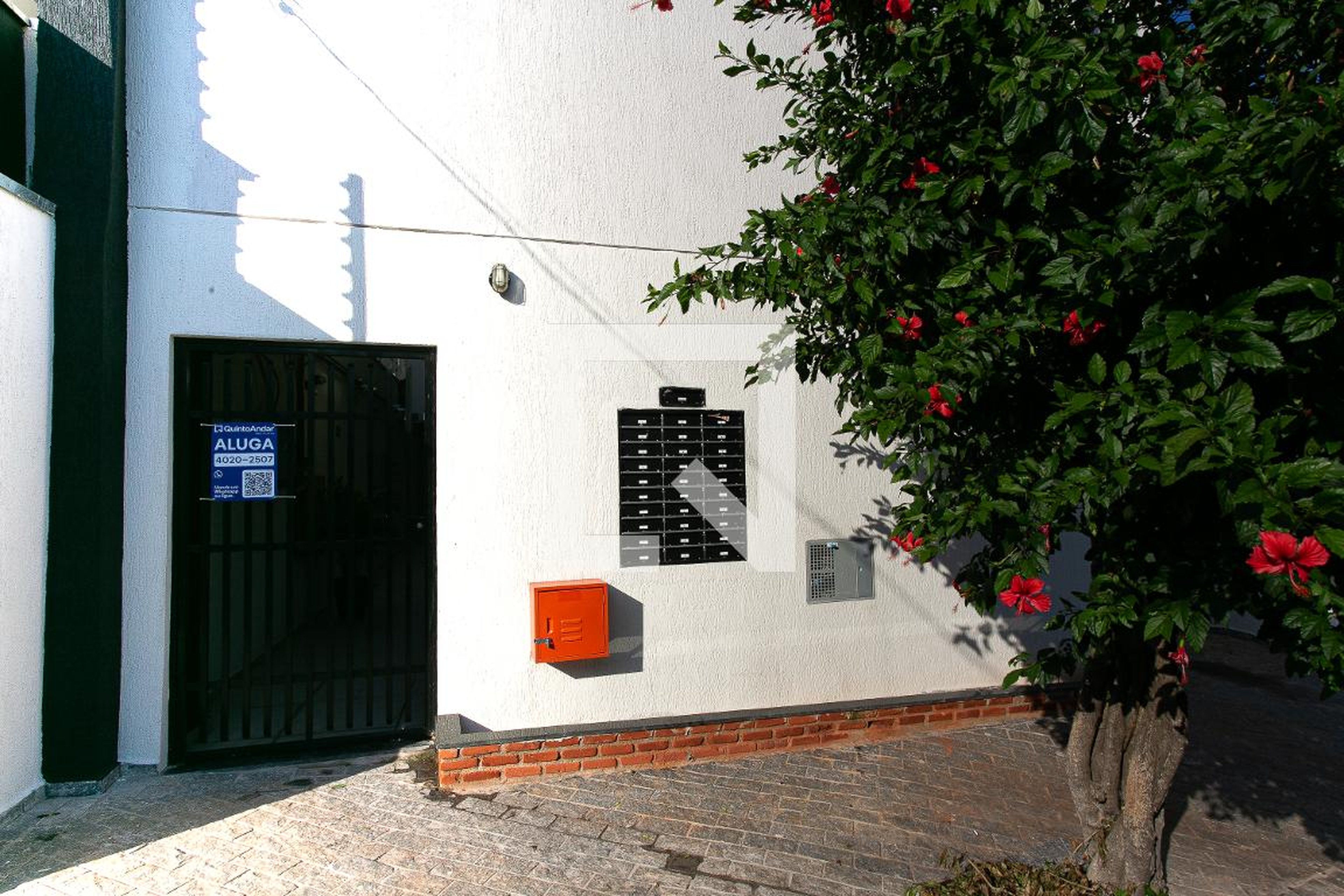 Fachada Condomínio em Avenida Antônio Diogo, 681