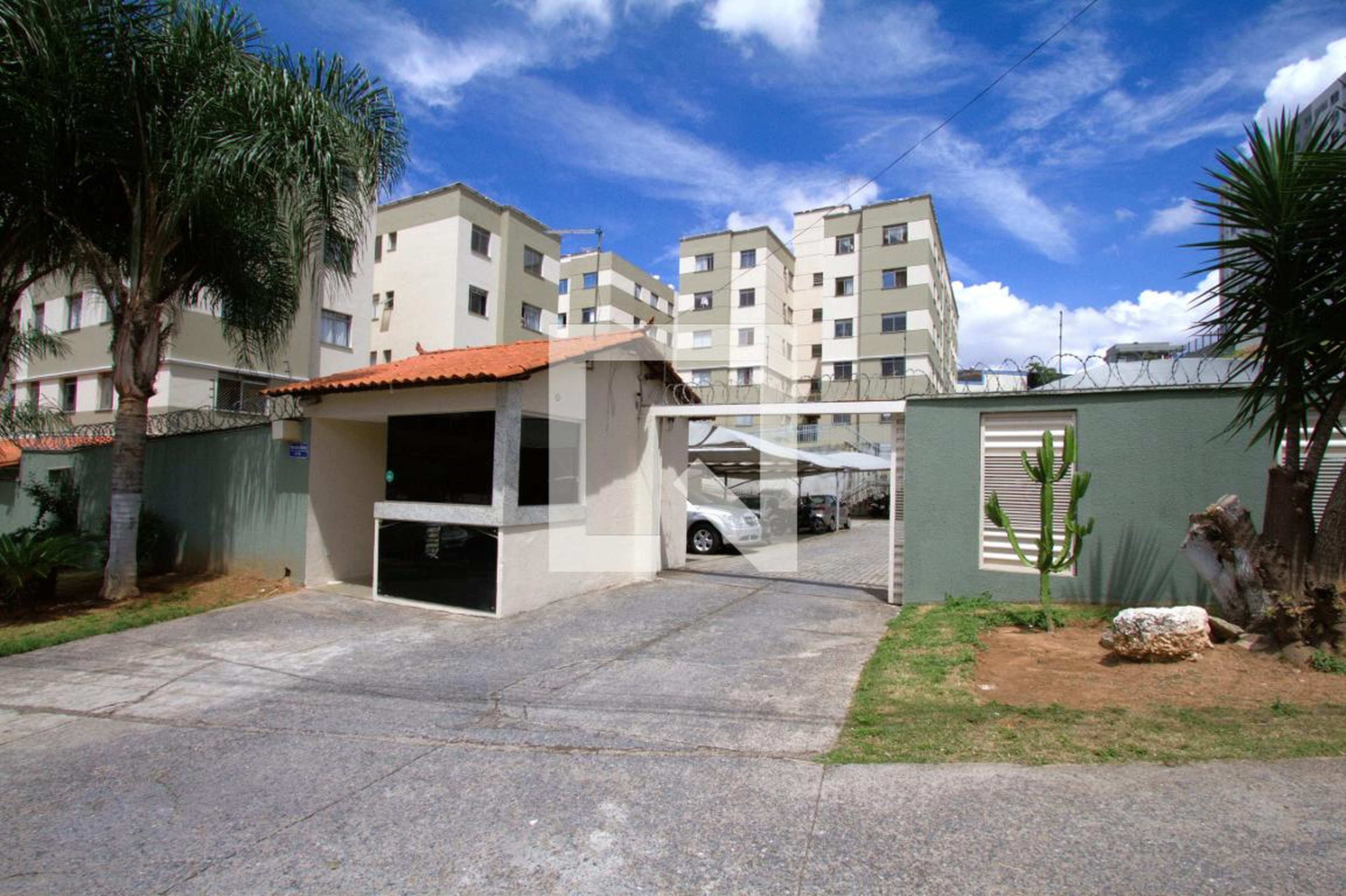 Fachada do Prédio Condomínio em Rua das Ostras, 93