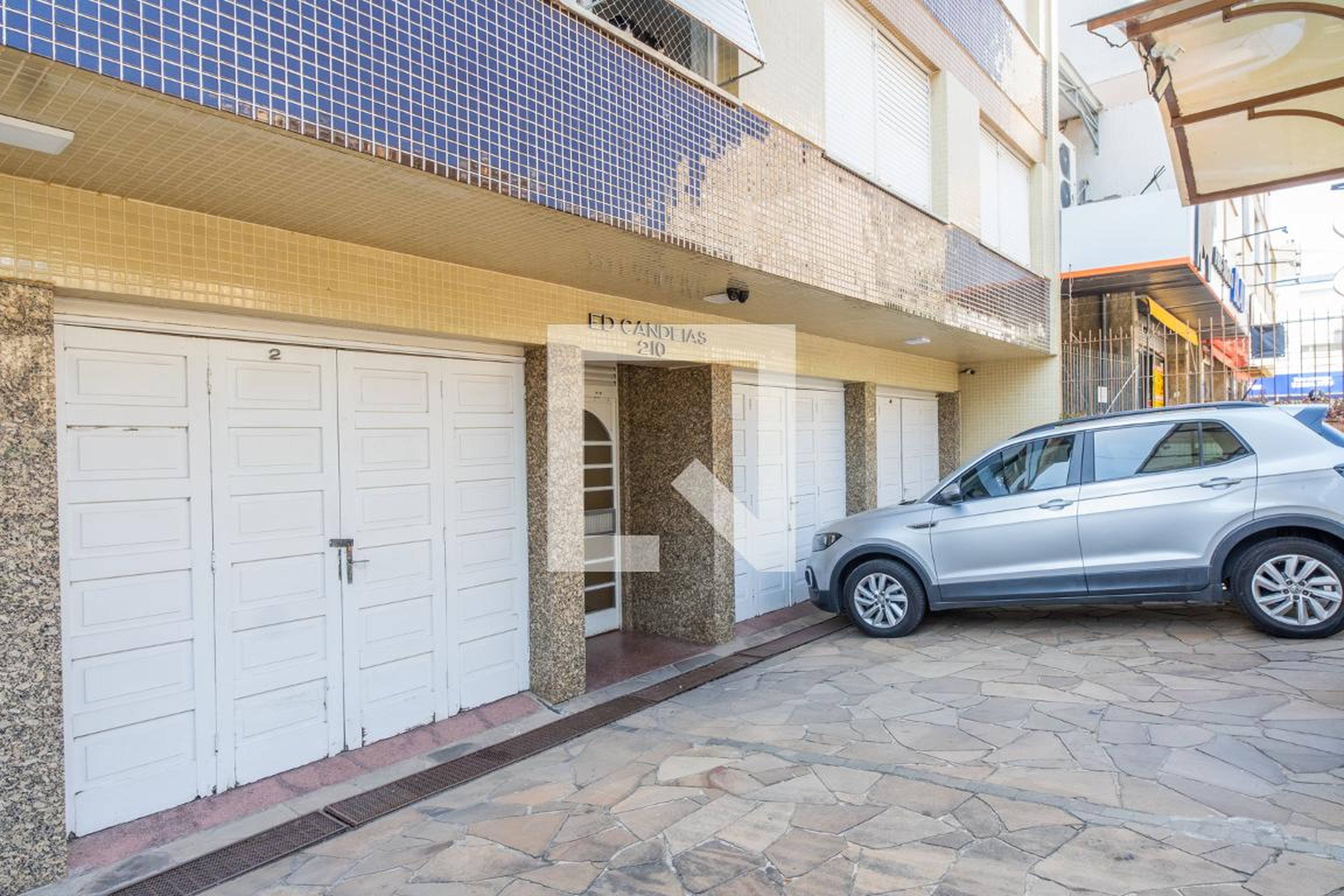 Entrada - Edifício Candeias