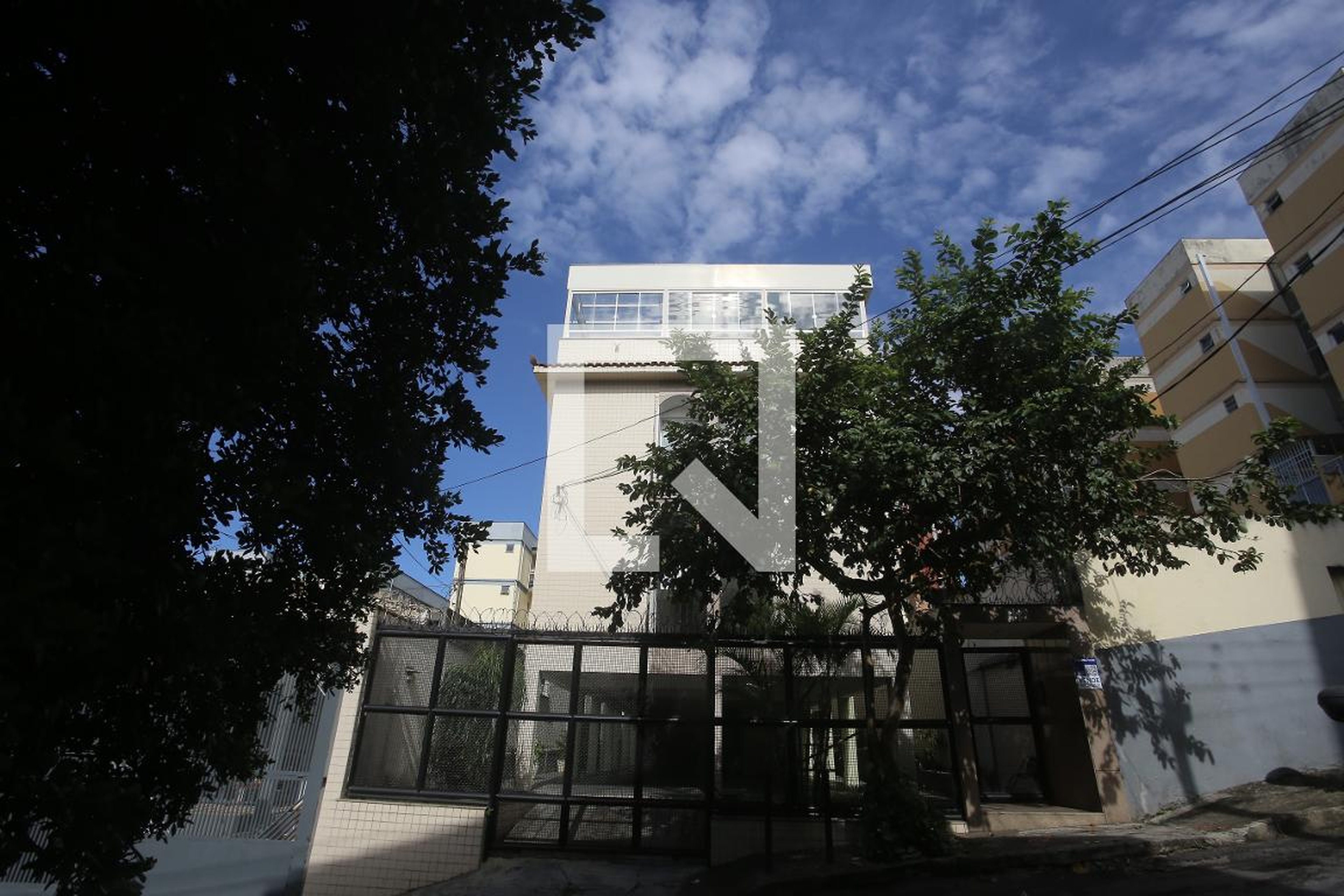 Fachada Condomínio em Rua Itanhandu, 334