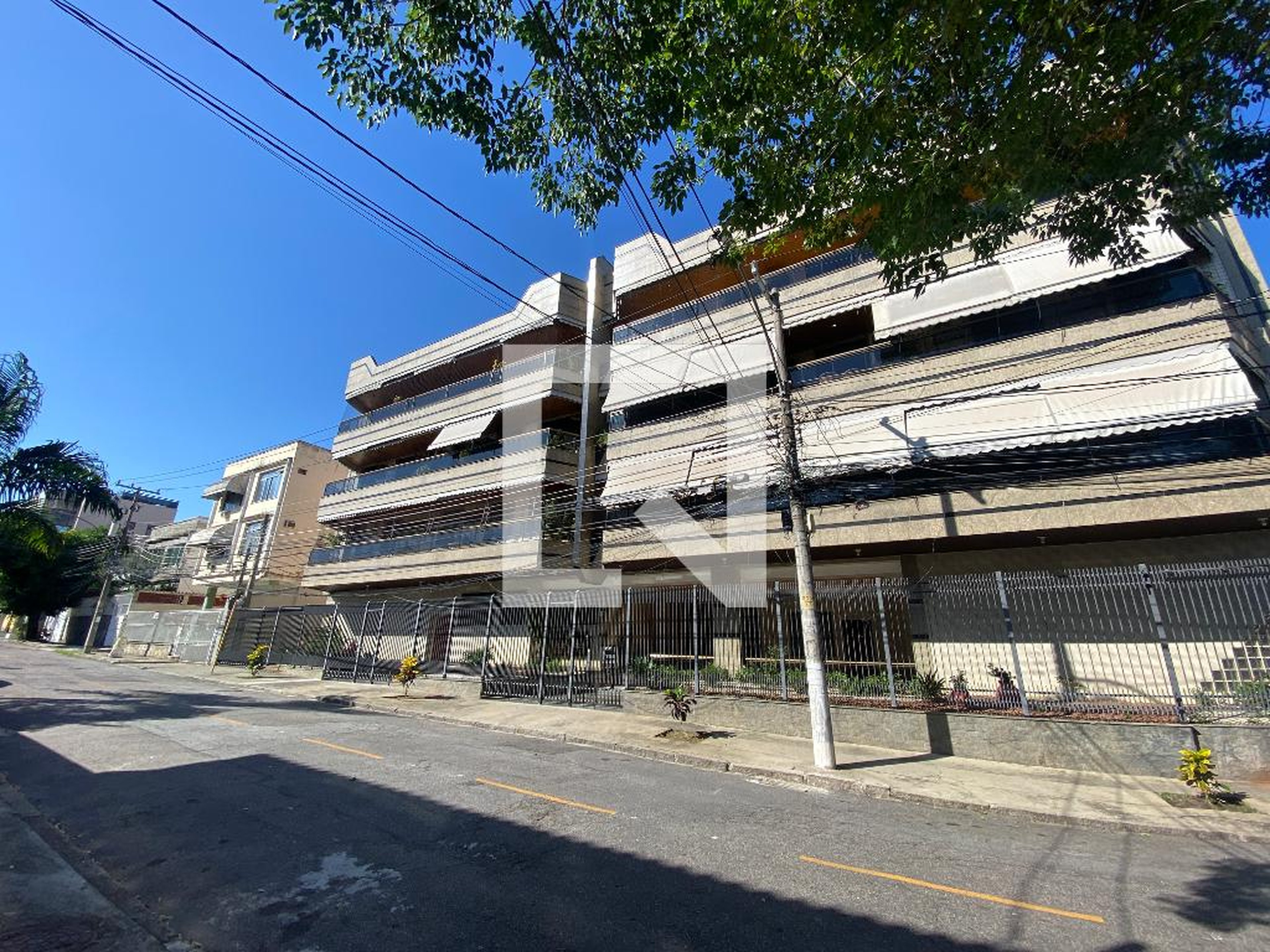 Fachada Condomínio Golden Beach