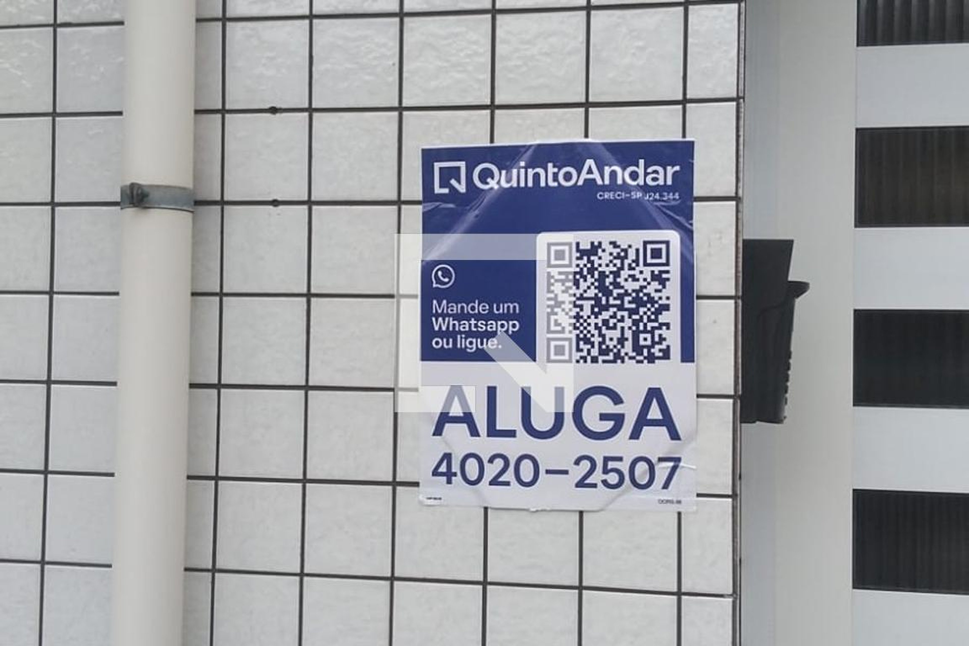 Fachada Condomínio em Rua Doutor Zuquim, 1105